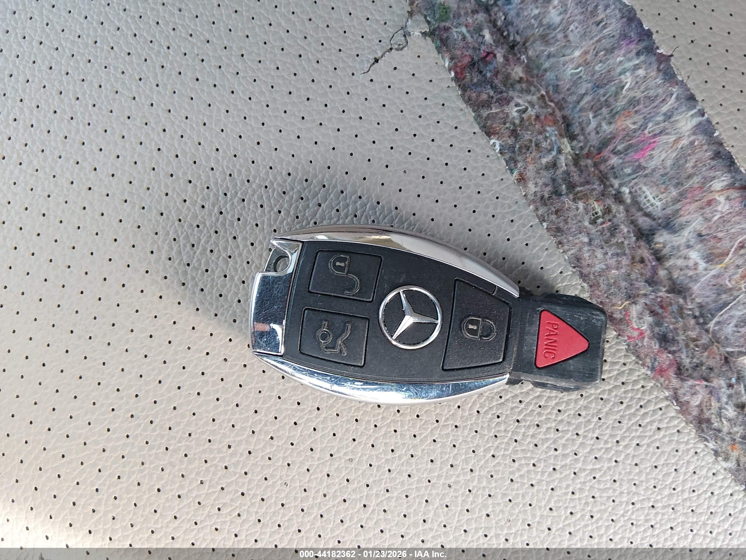 MERCEDES-BENZ C image 11