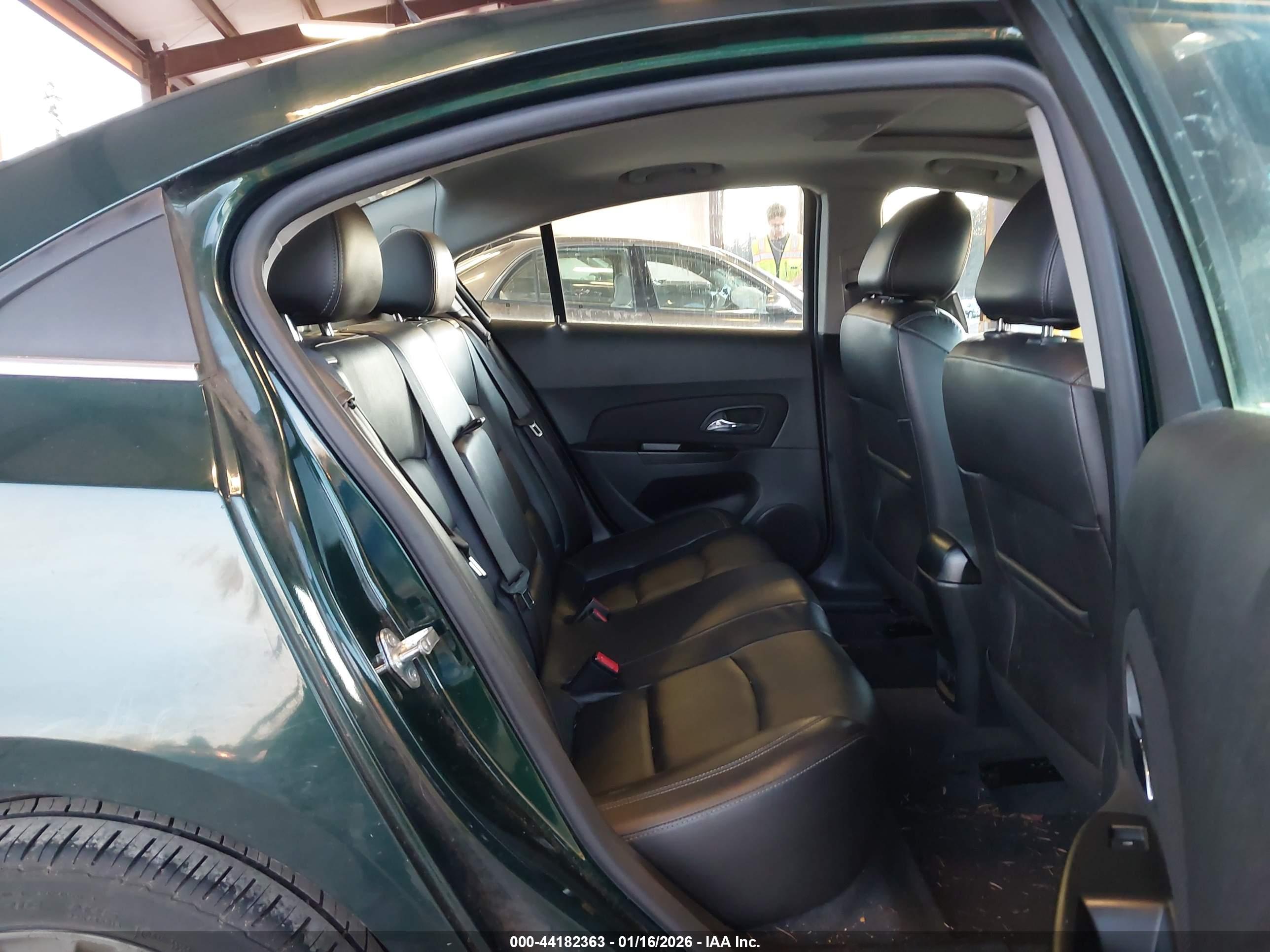 CHEVROLET CRUZE image 8