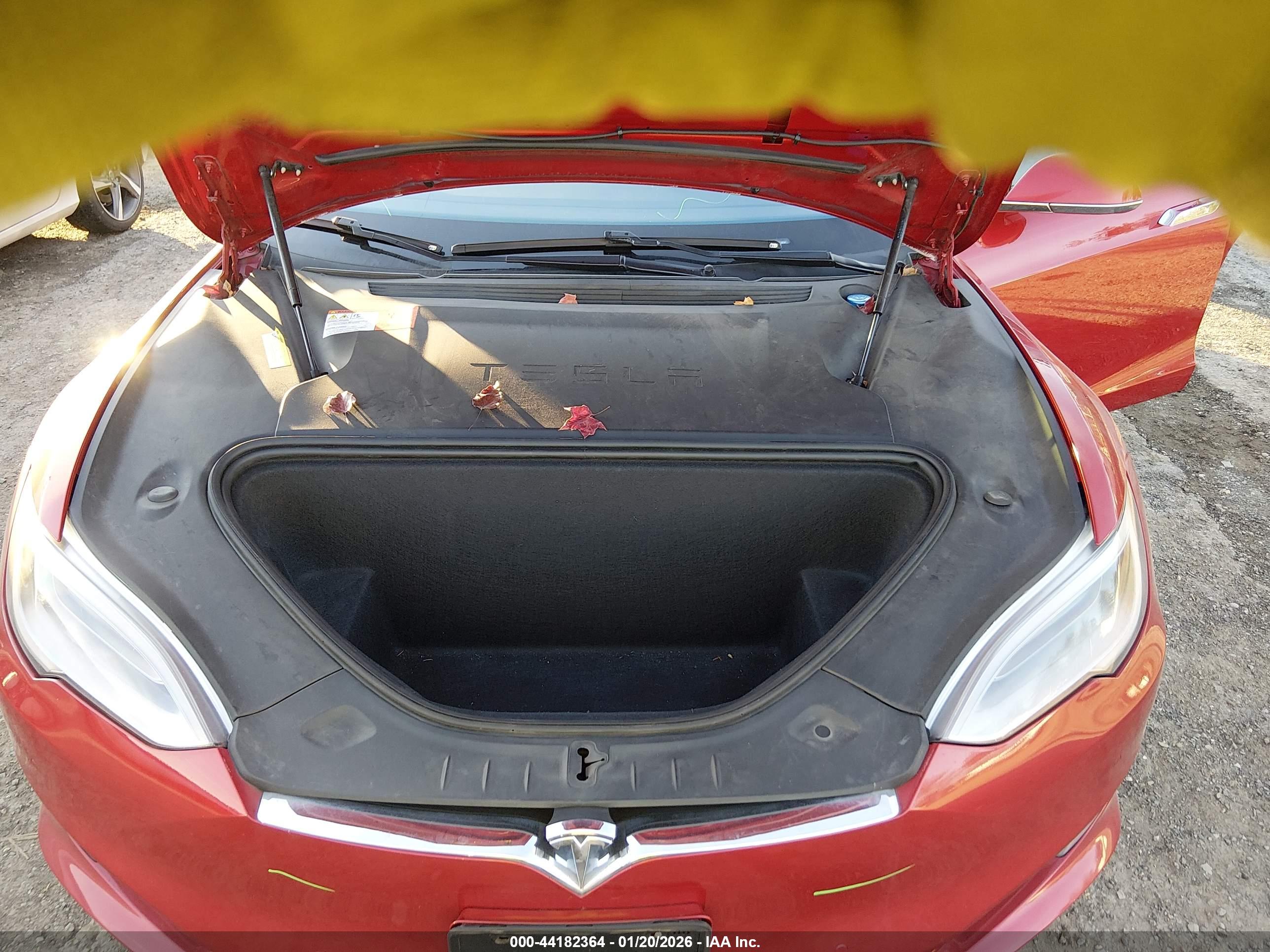 TESLA MODEL image 10