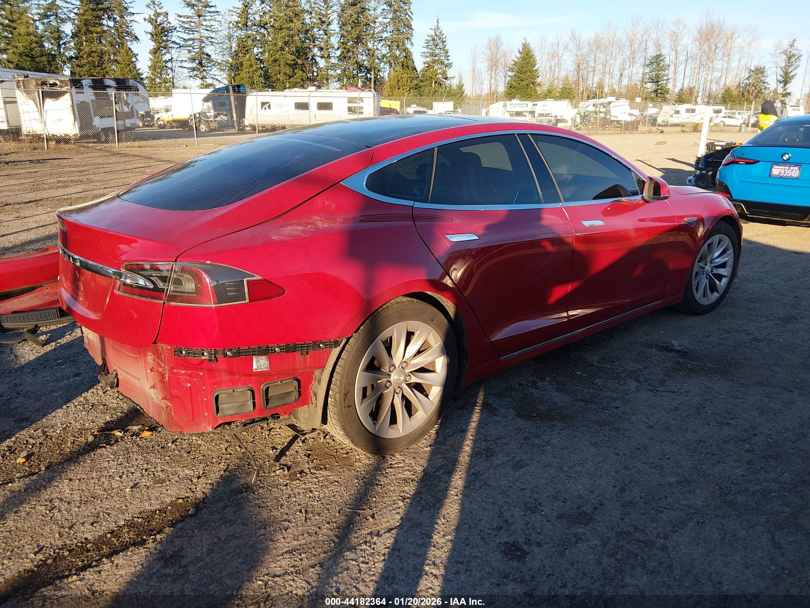 TESLA MODEL image 4