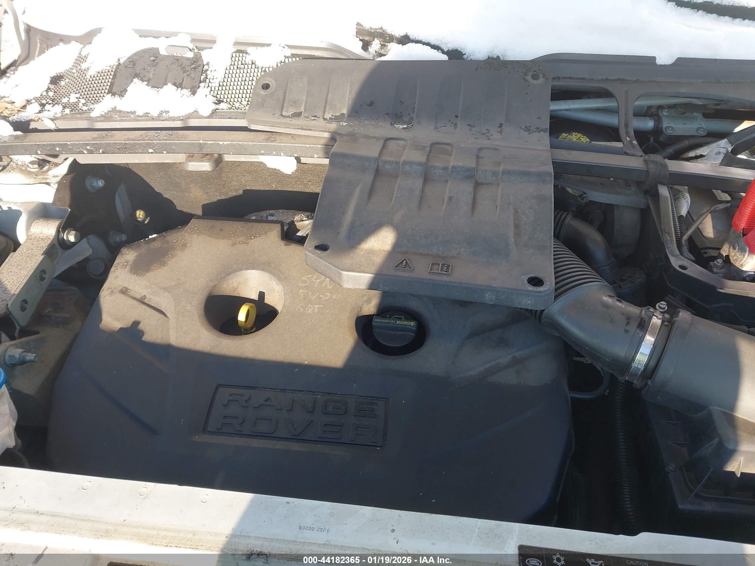 LAND ROVER image 10