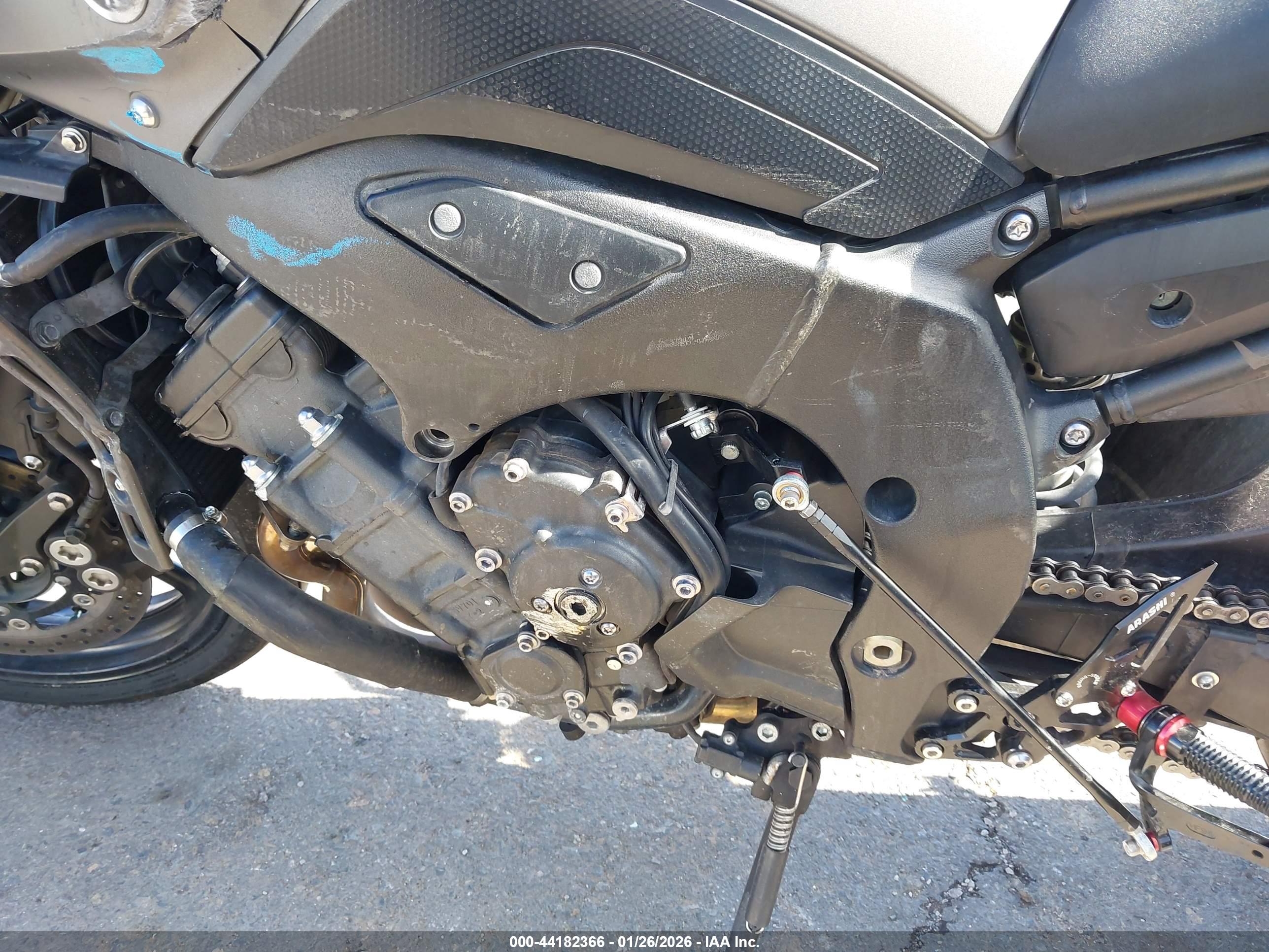 YAMAHA FZ8 image 9