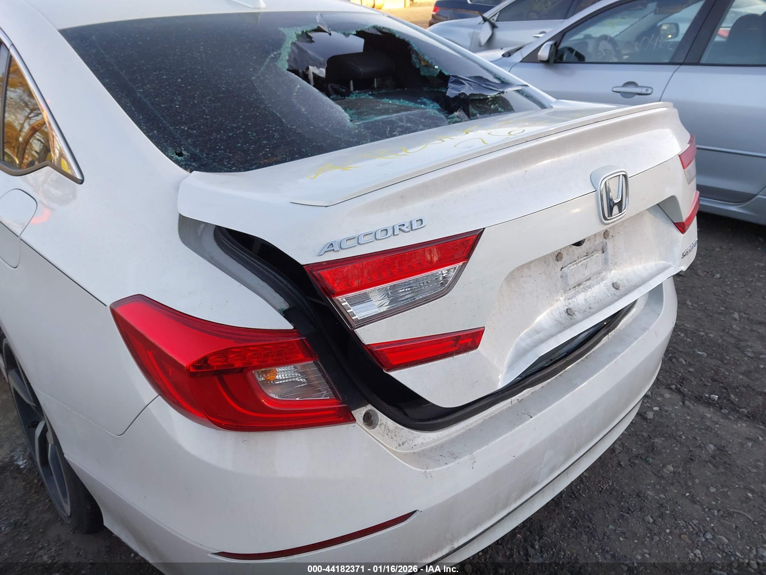 HONDA ACCORD image 6