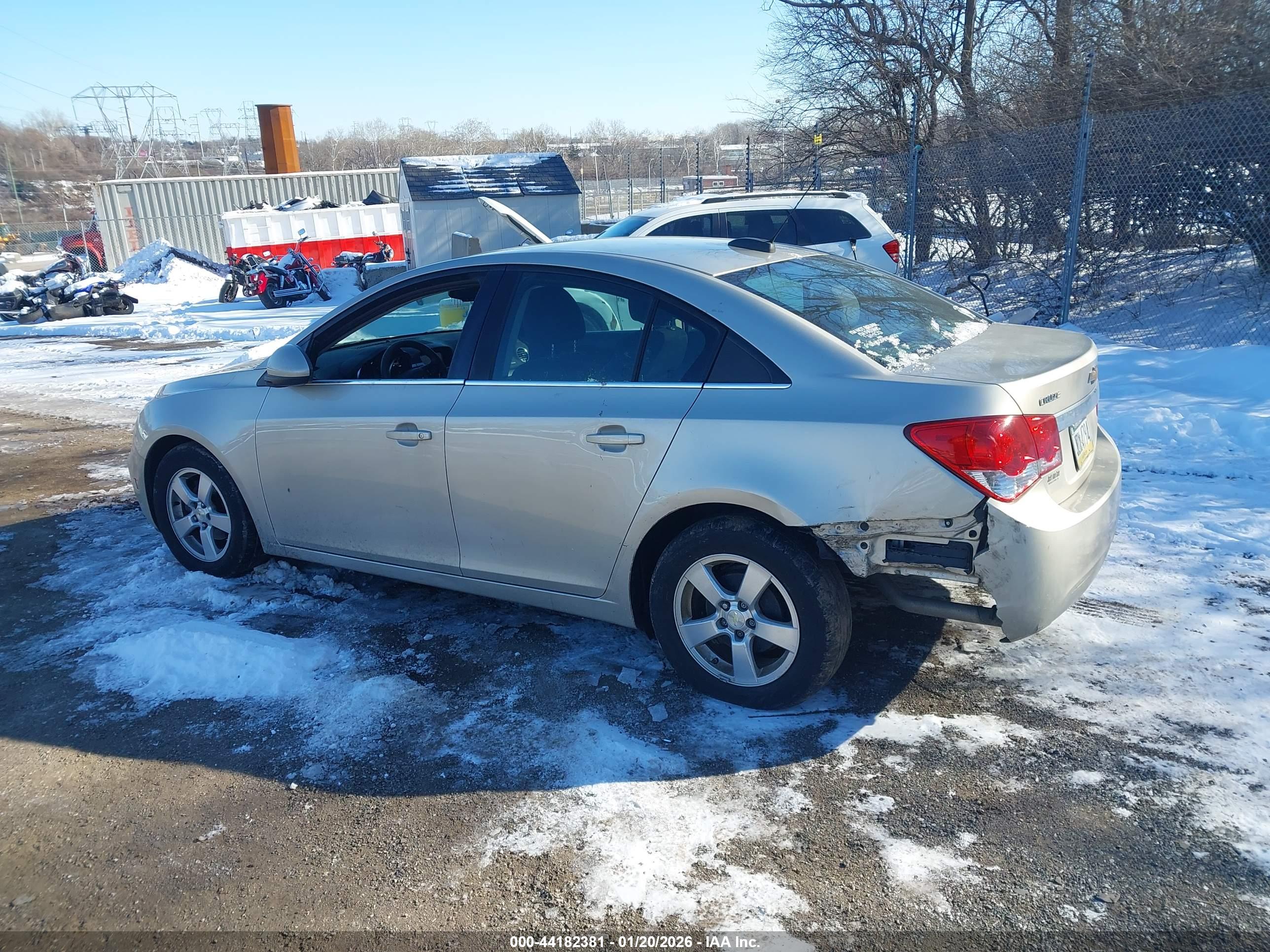 CHEVROLET CRUZE image 6