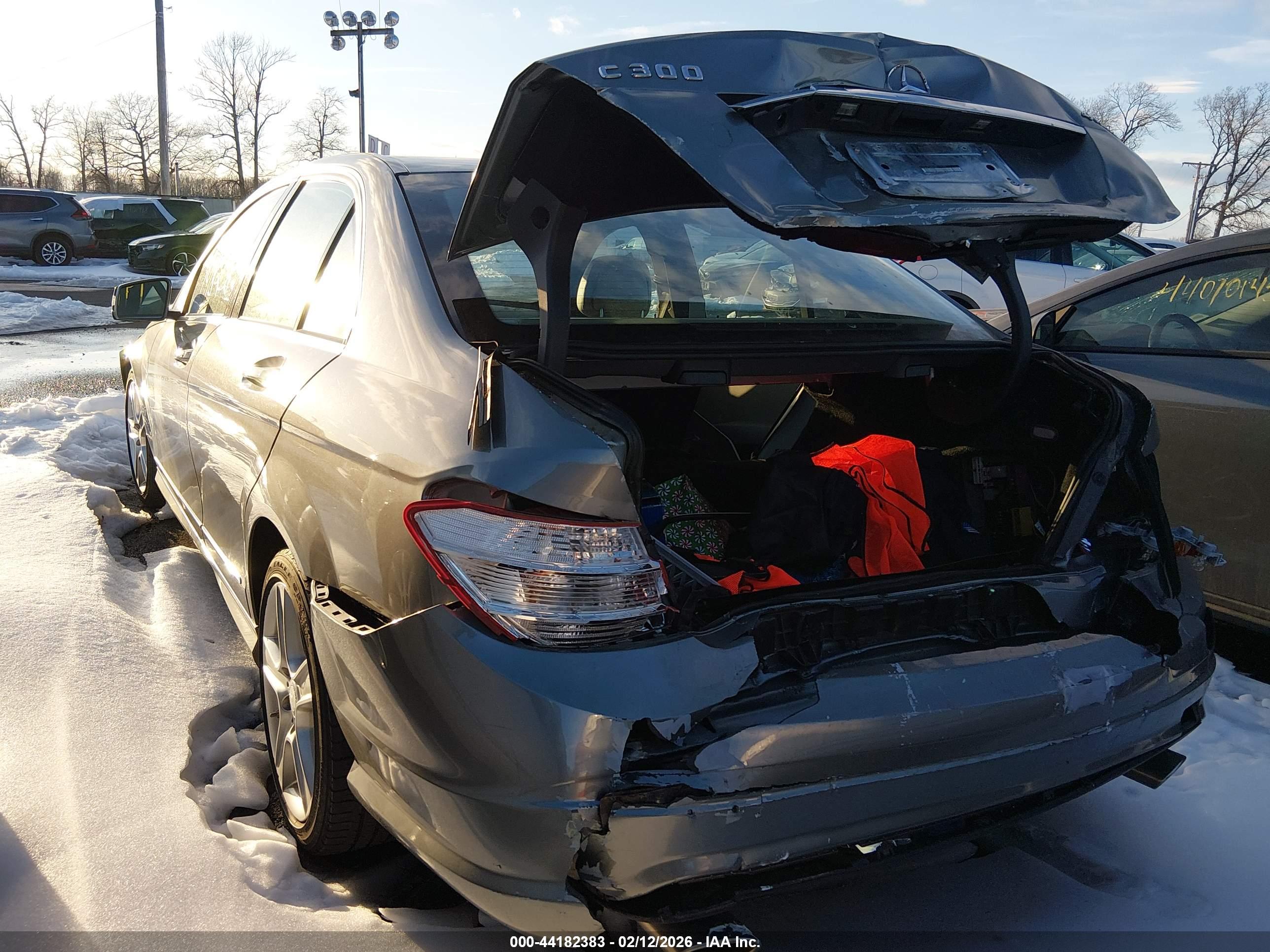 MERCEDES-BENZ C image 3