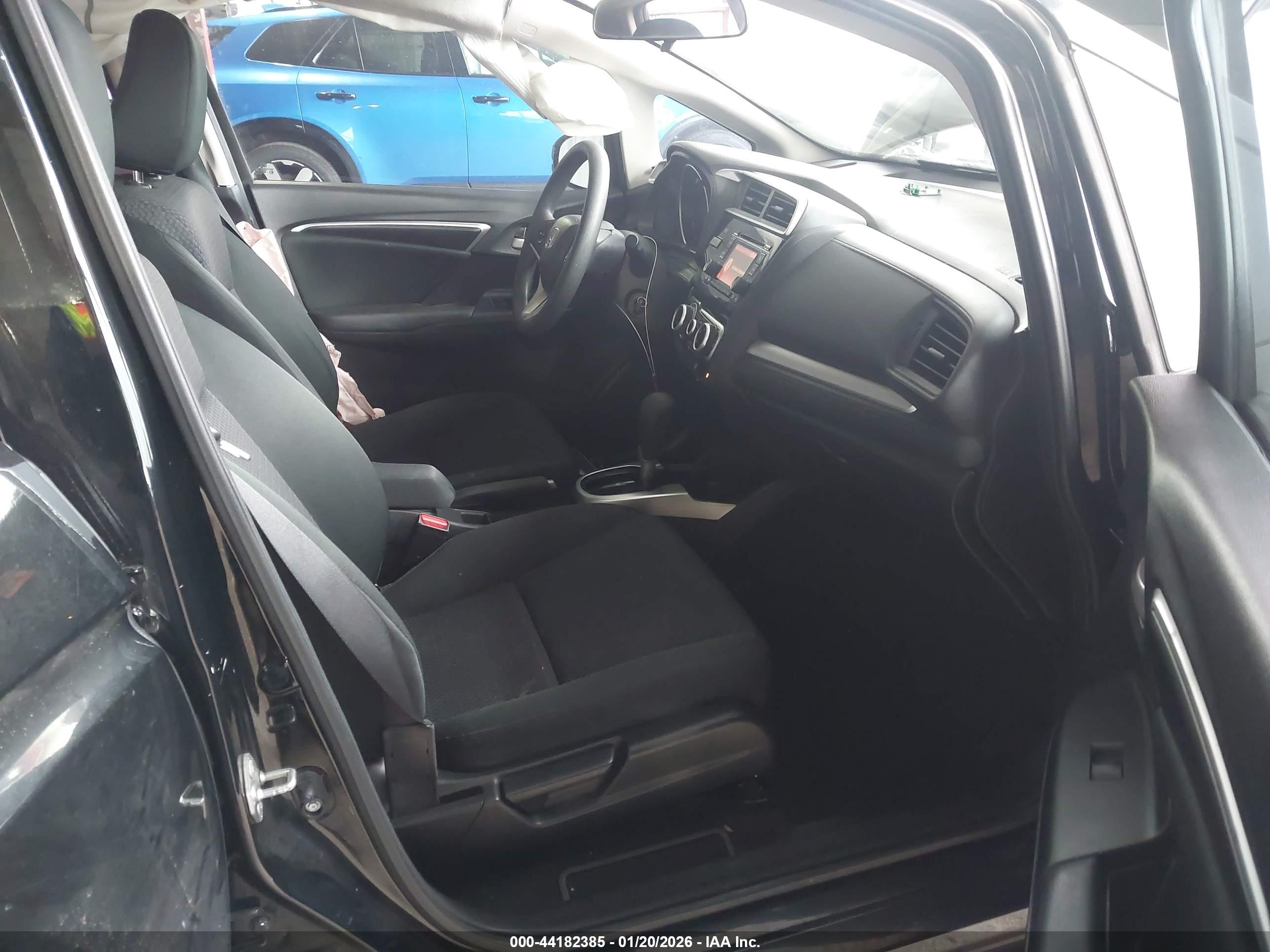 HONDA FIT image 5