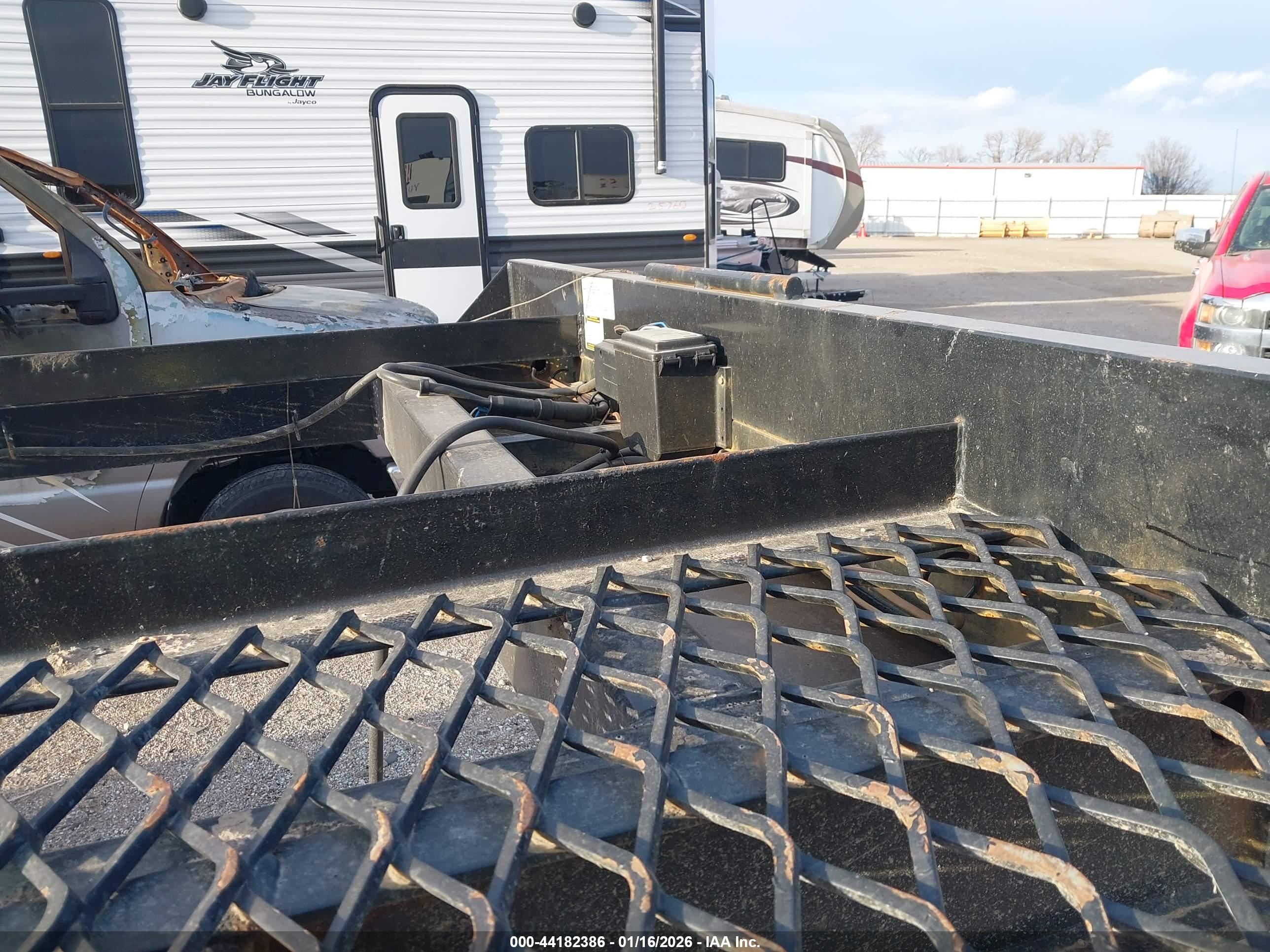 KAUFMAN TRAILERS image 10