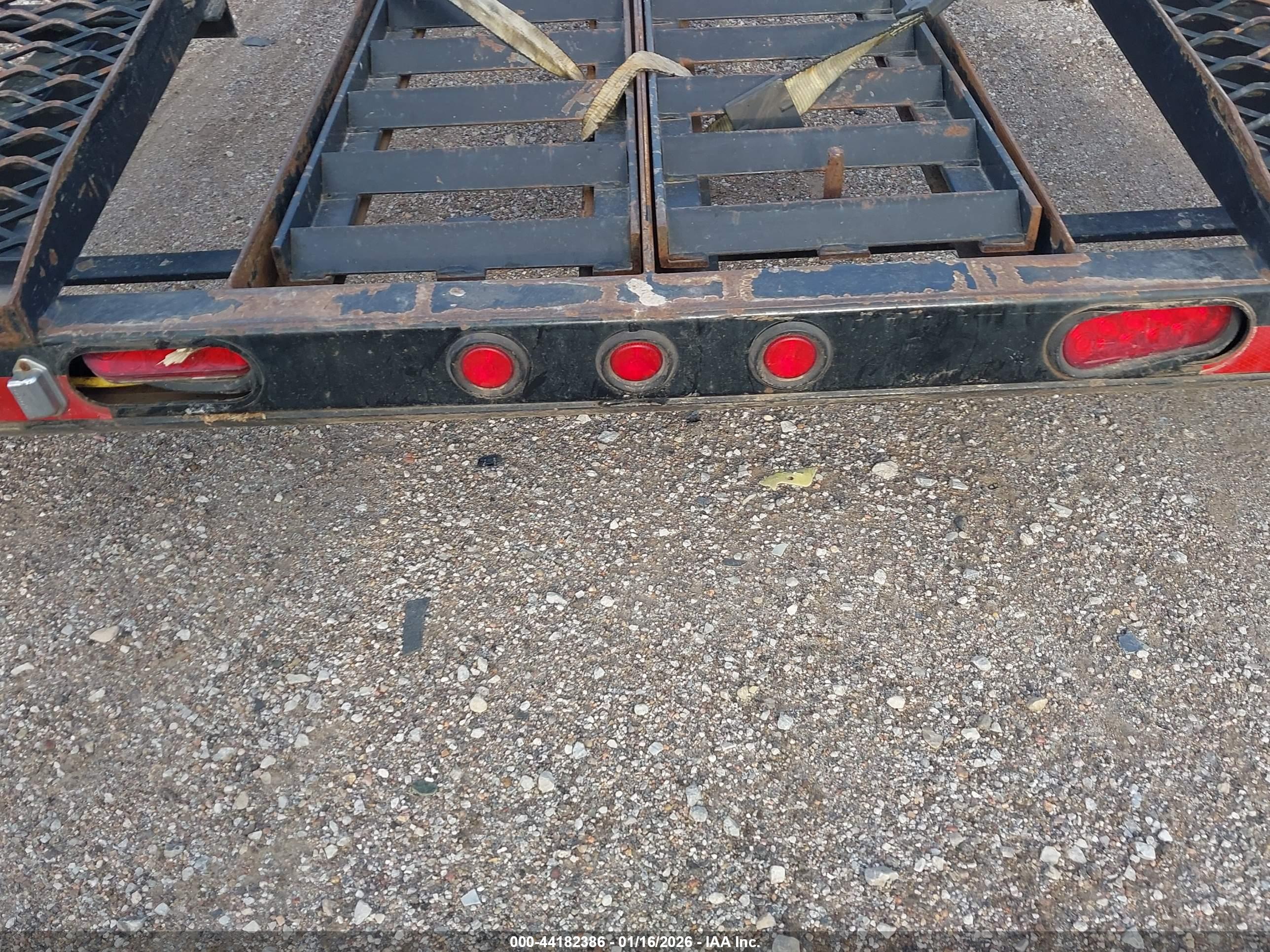 KAUFMAN TRAILERS image 6