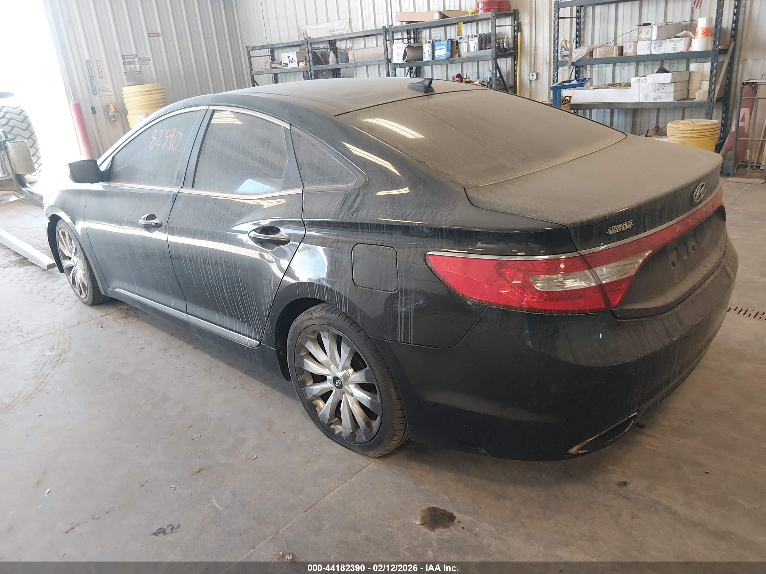 HYUNDAI AZERA image 3
