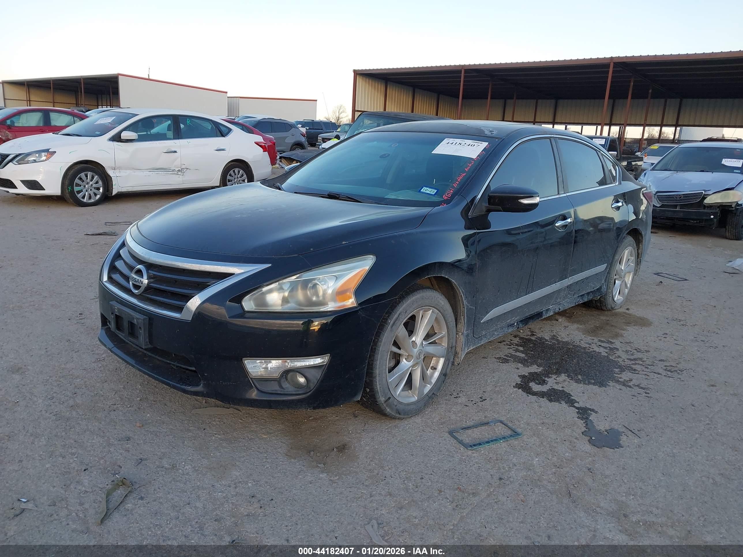 NISSAN ALTIMA image 2