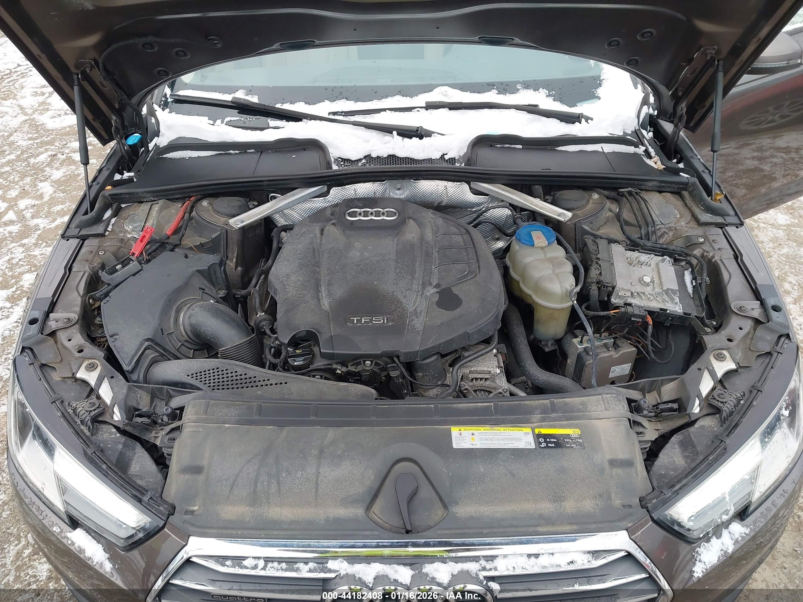 AUDI A4 image 10