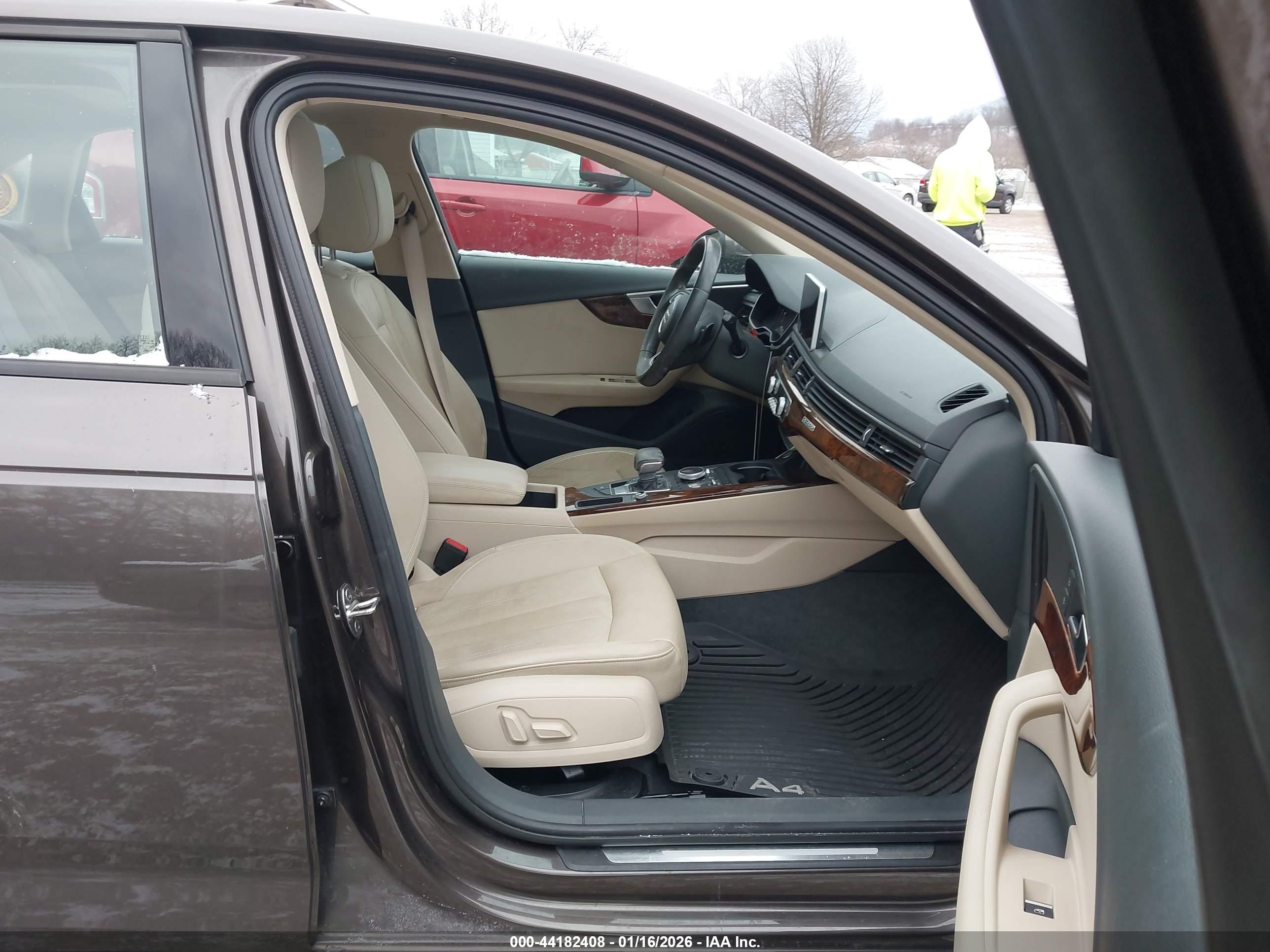 AUDI A4 image 5