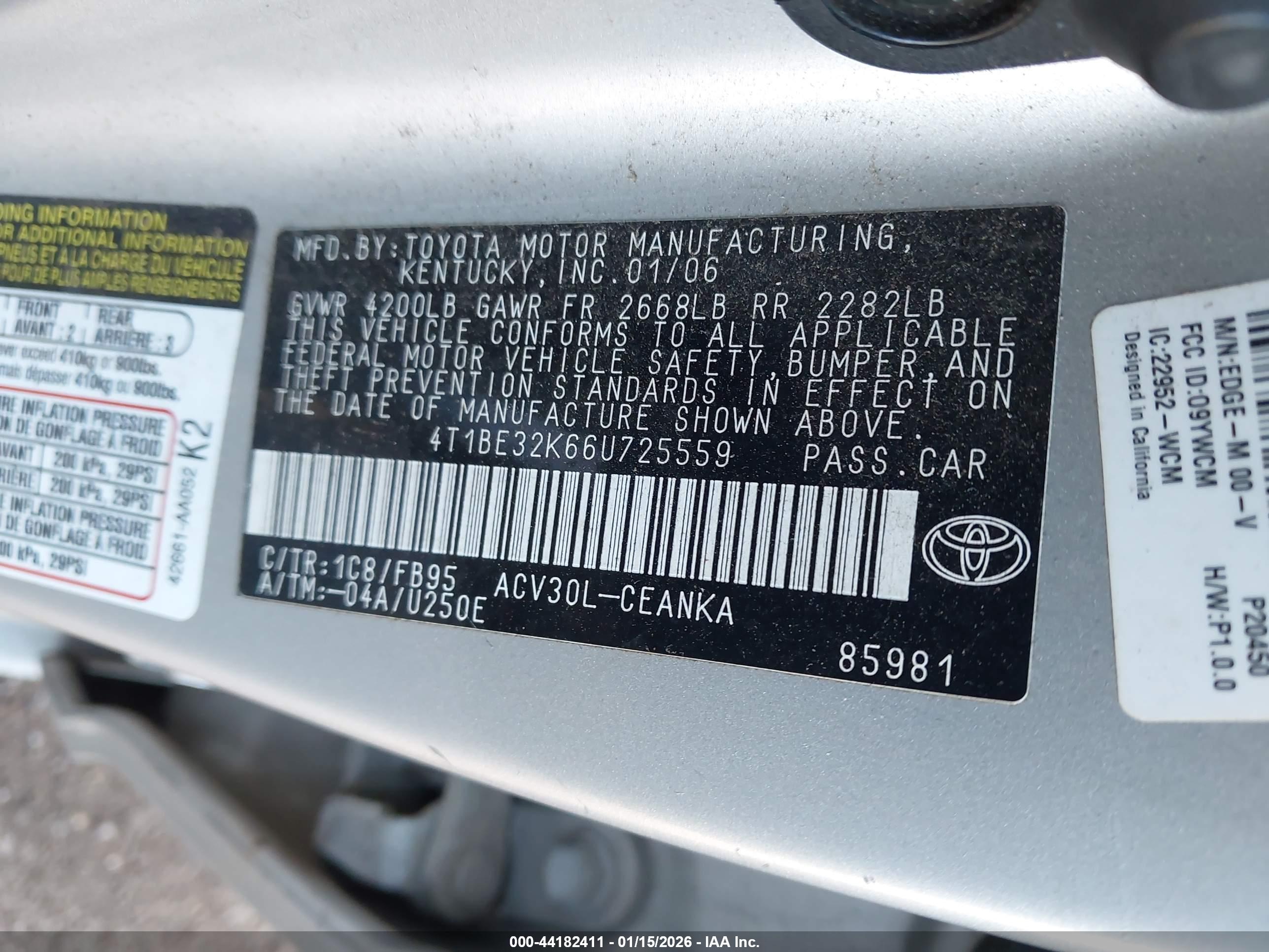 TOYOTA CAMRY image 9