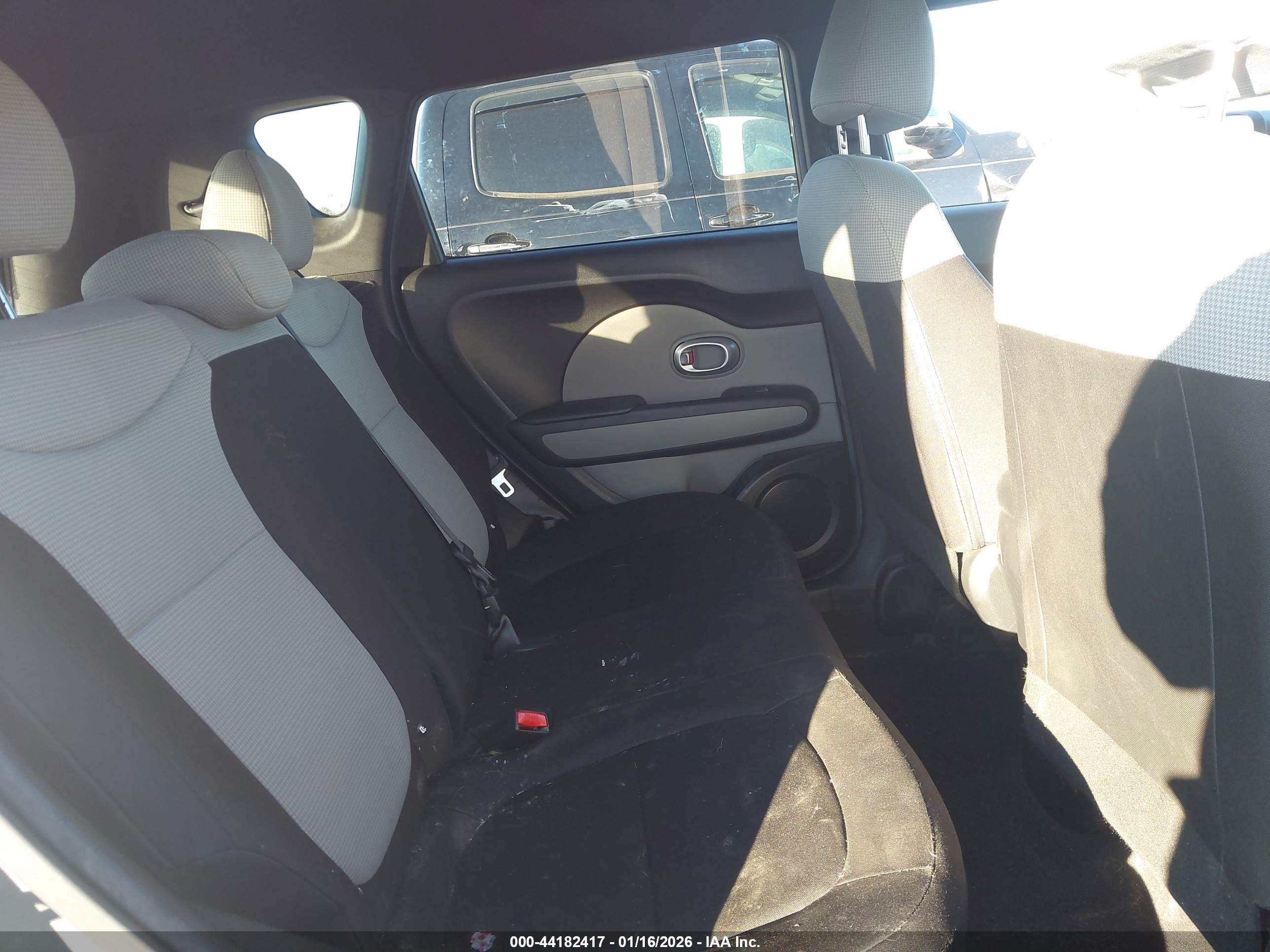 KIA SOUL image 8