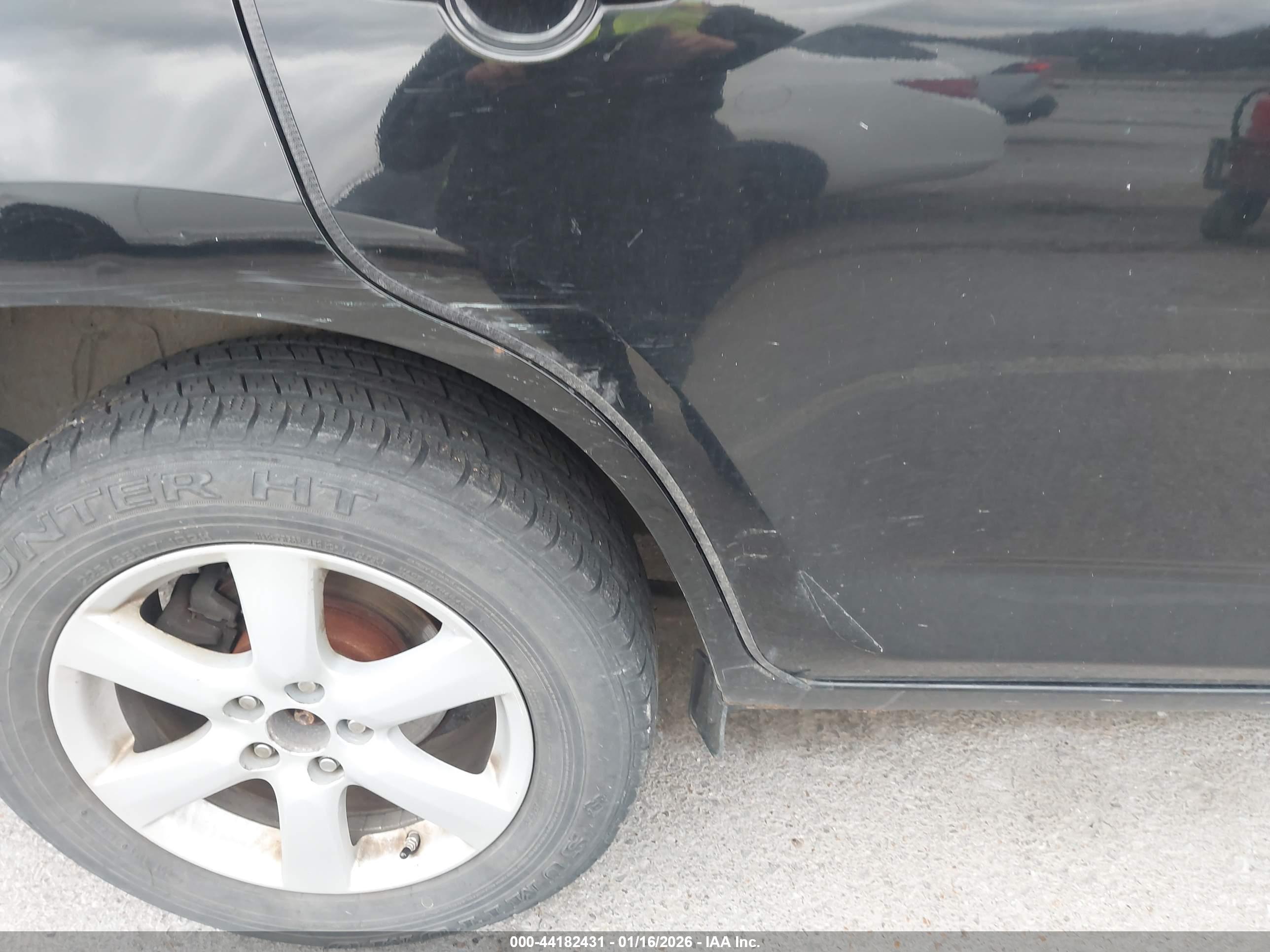 TOYOTA RAV4 image 6