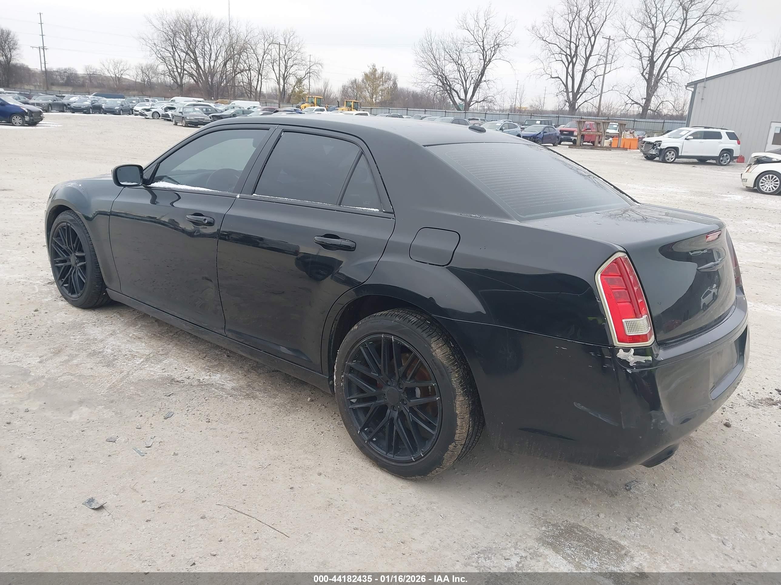 CHRYSLER 300 image 3