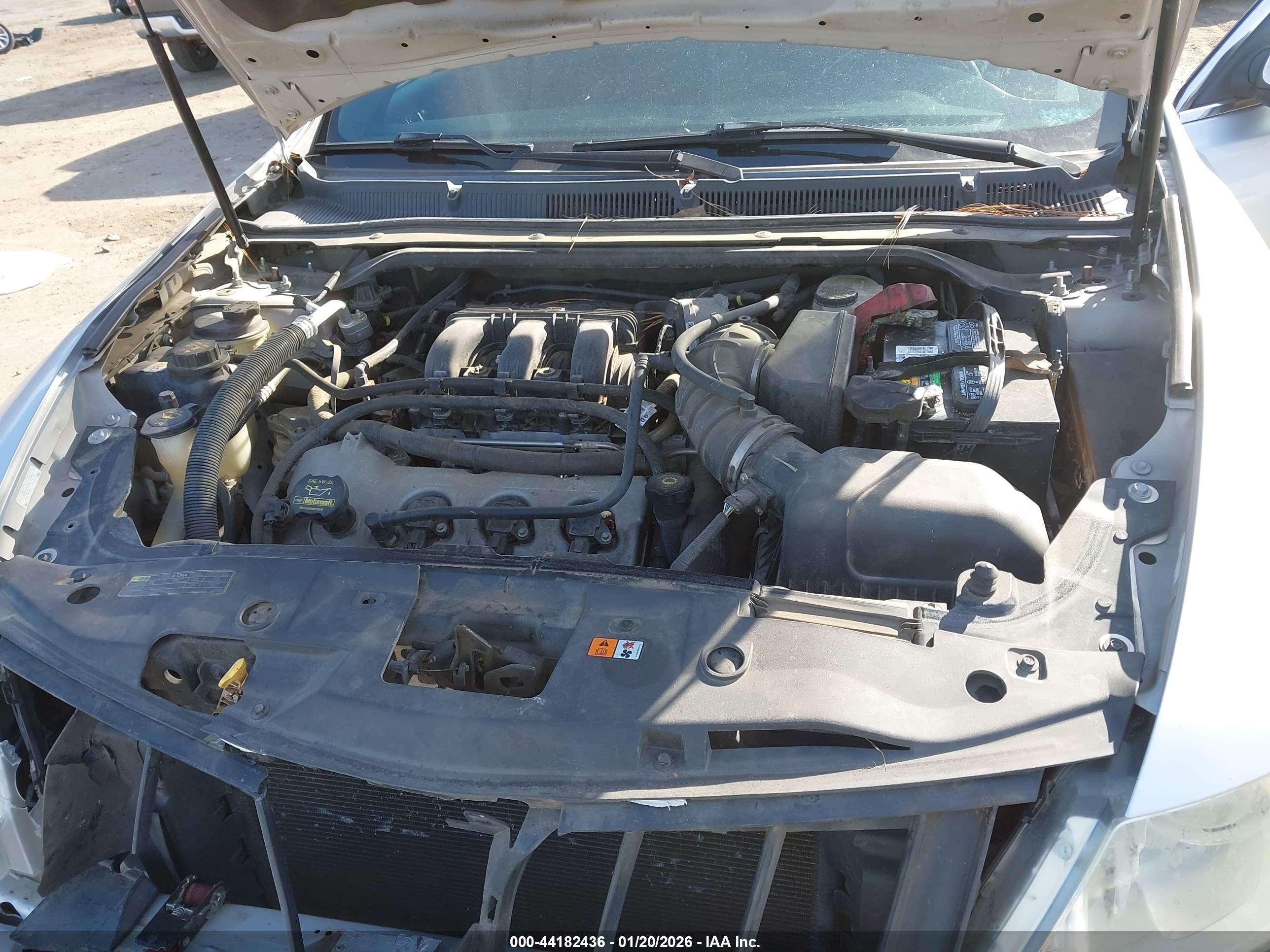 LINCOLN MKS image 10