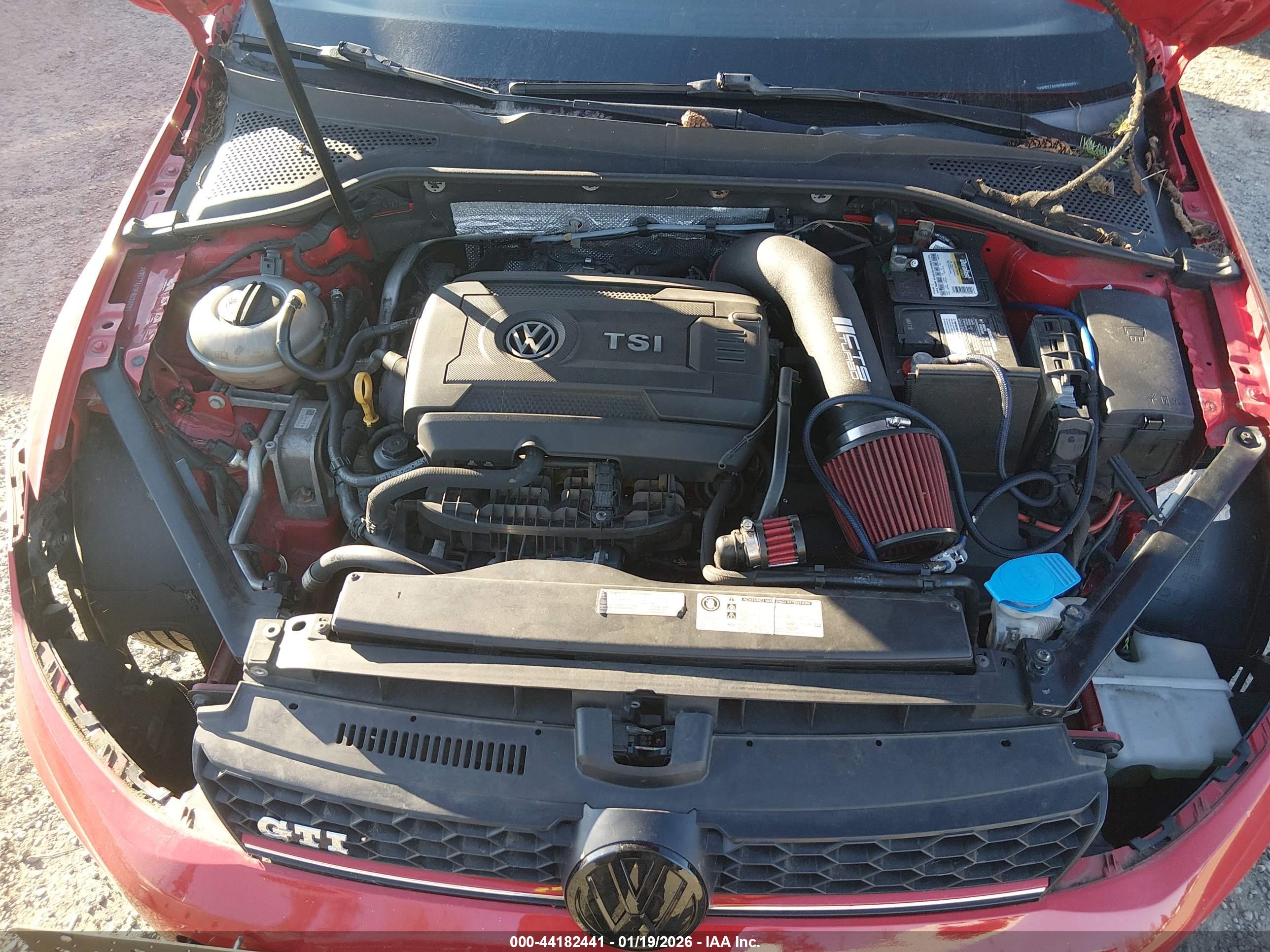 VOLKSWAGEN GOLF image 10