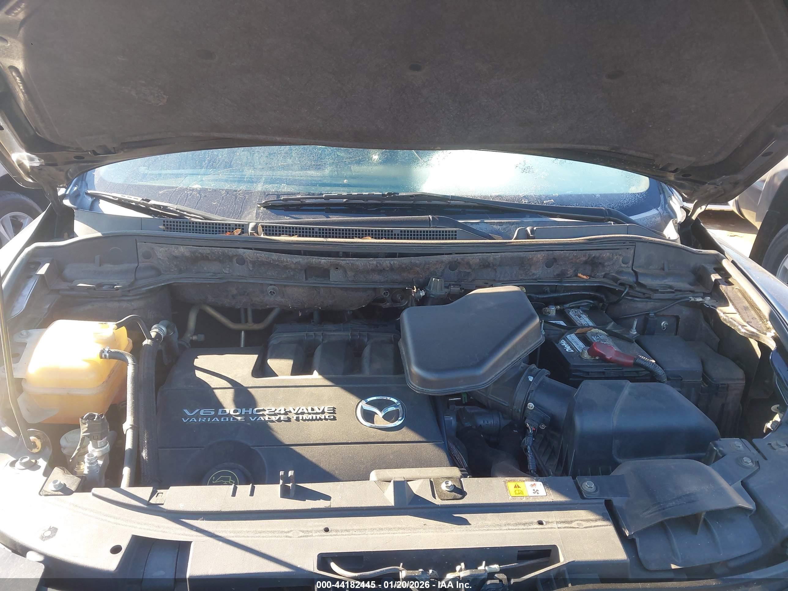 MAZDA CX-9 image 10