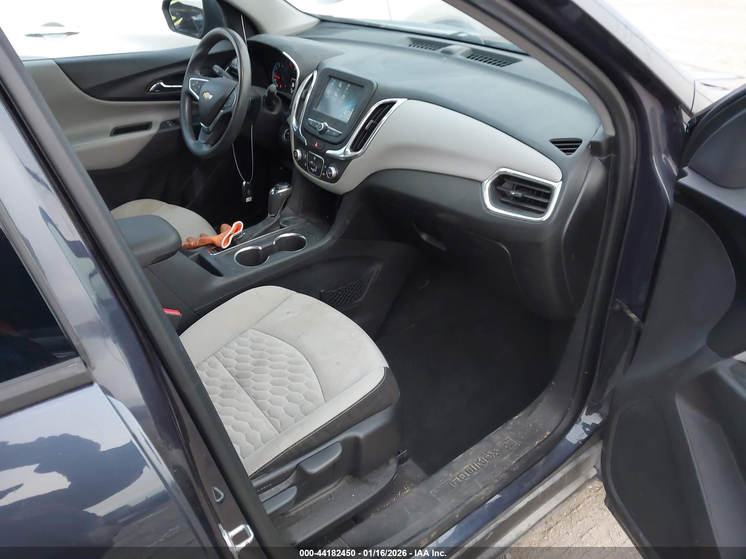CHEVROLET EQUINOX image 5