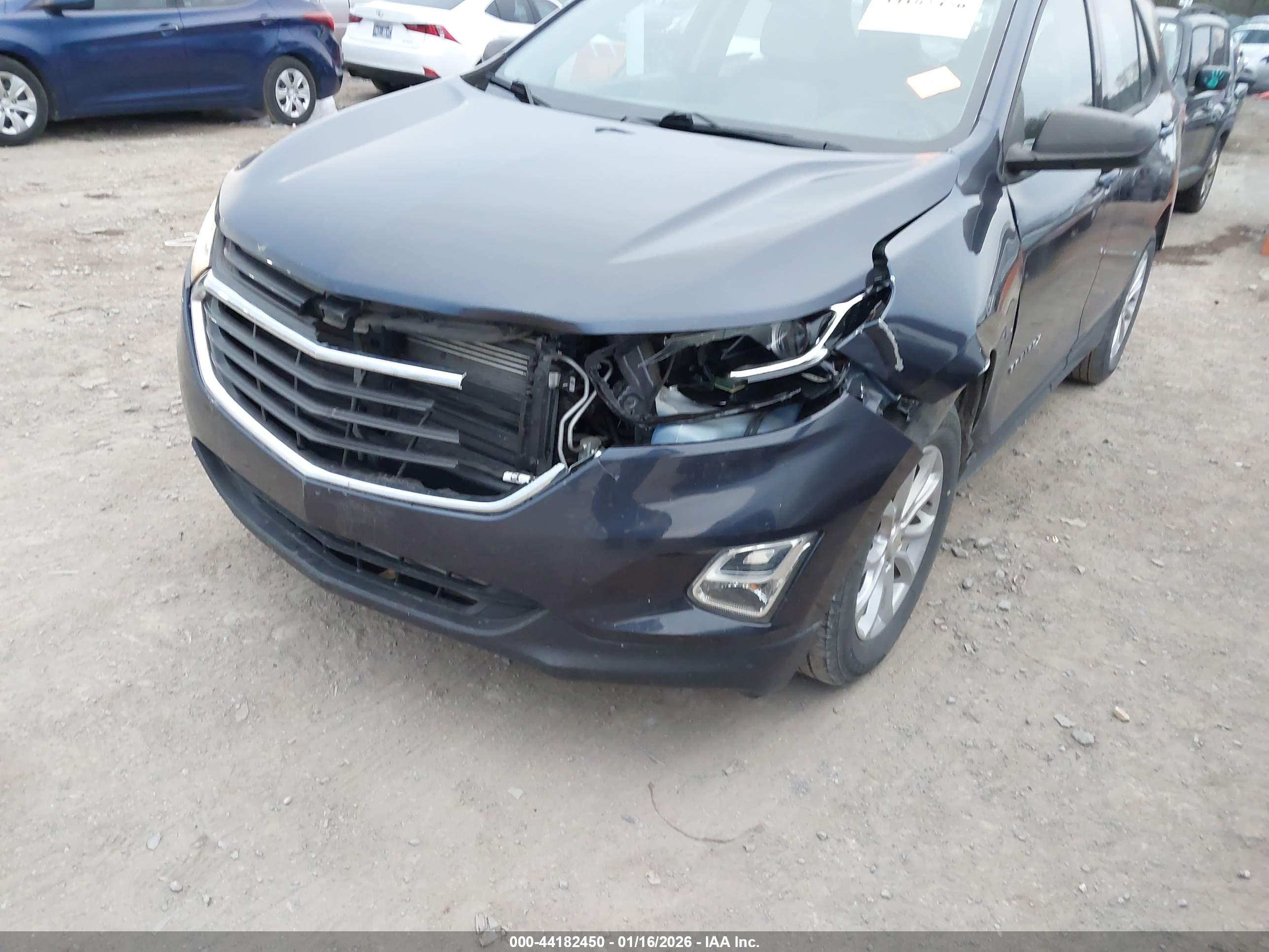 CHEVROLET EQUINOX image 6