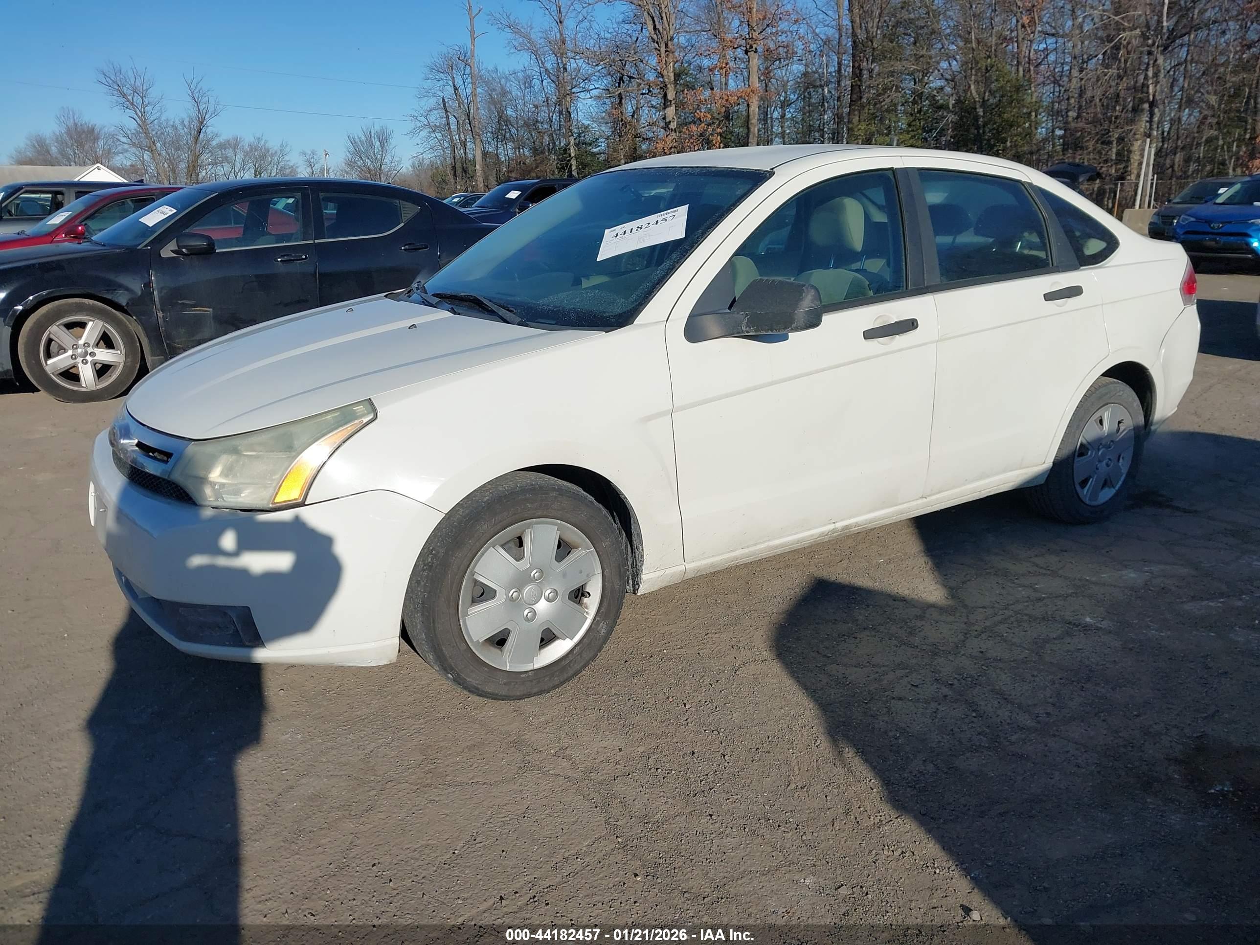 FORD FOCUS image 2