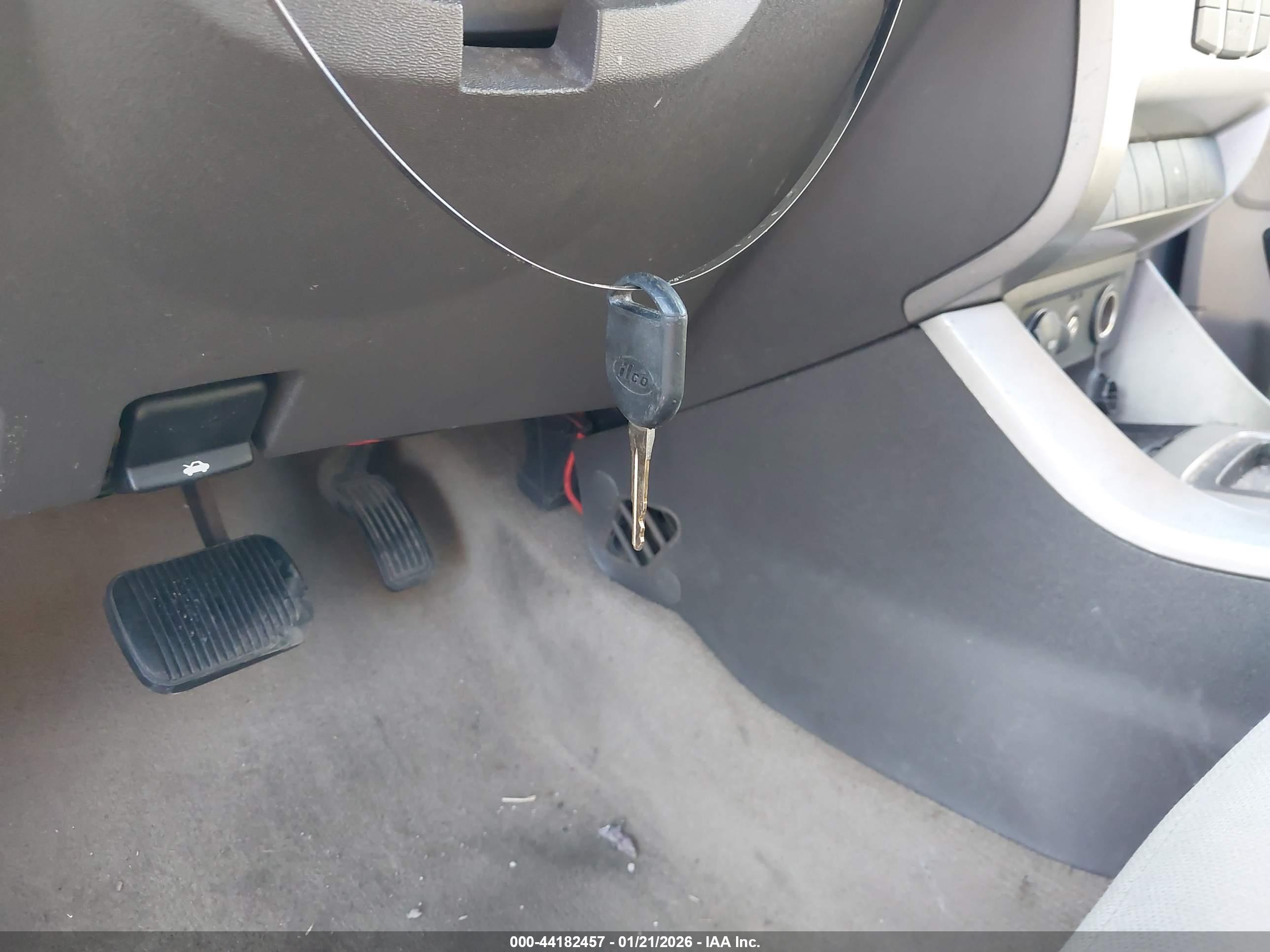 FORD FOCUS image 6