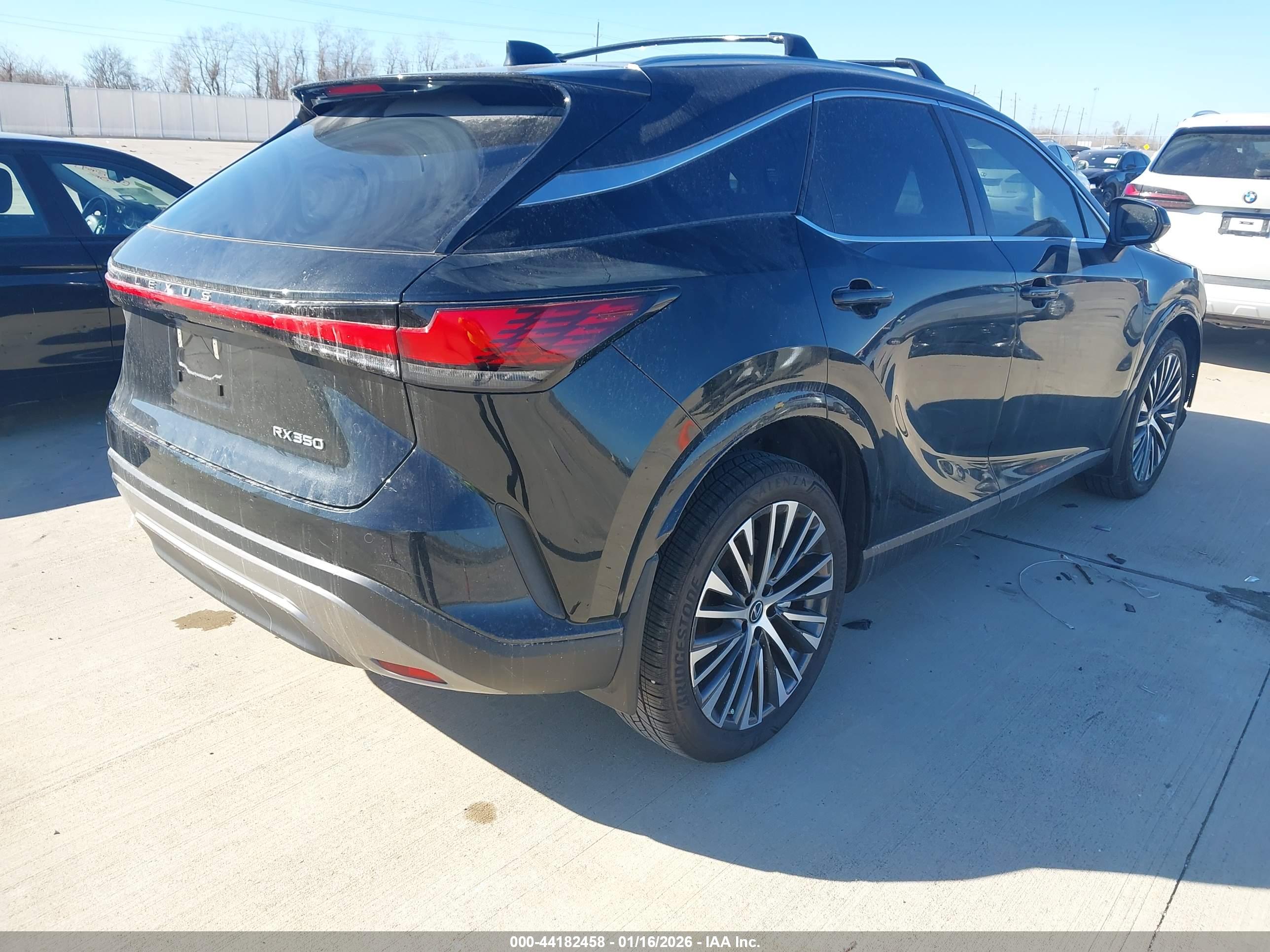 LEXUS RX image 4
