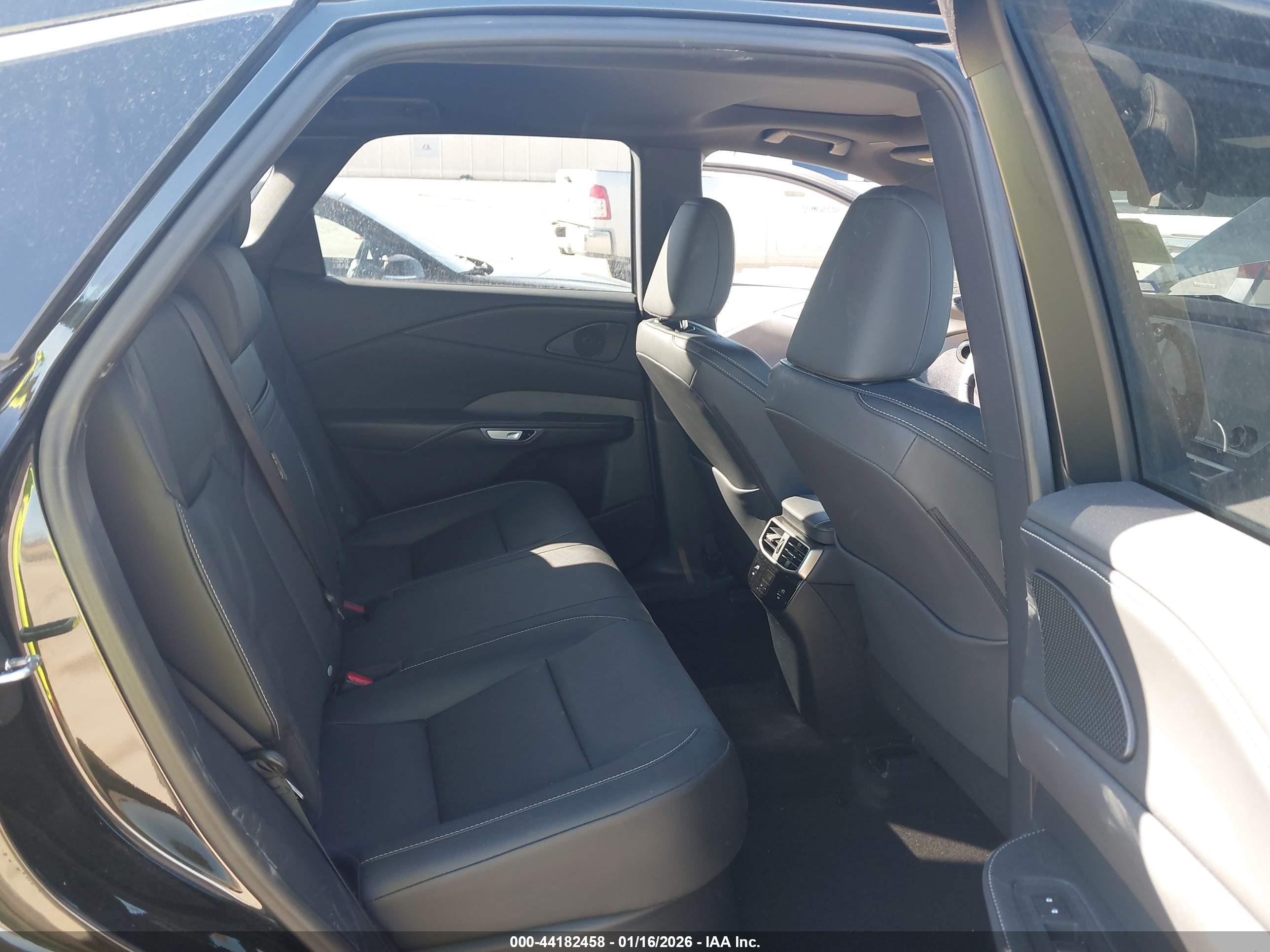 LEXUS RX image 8