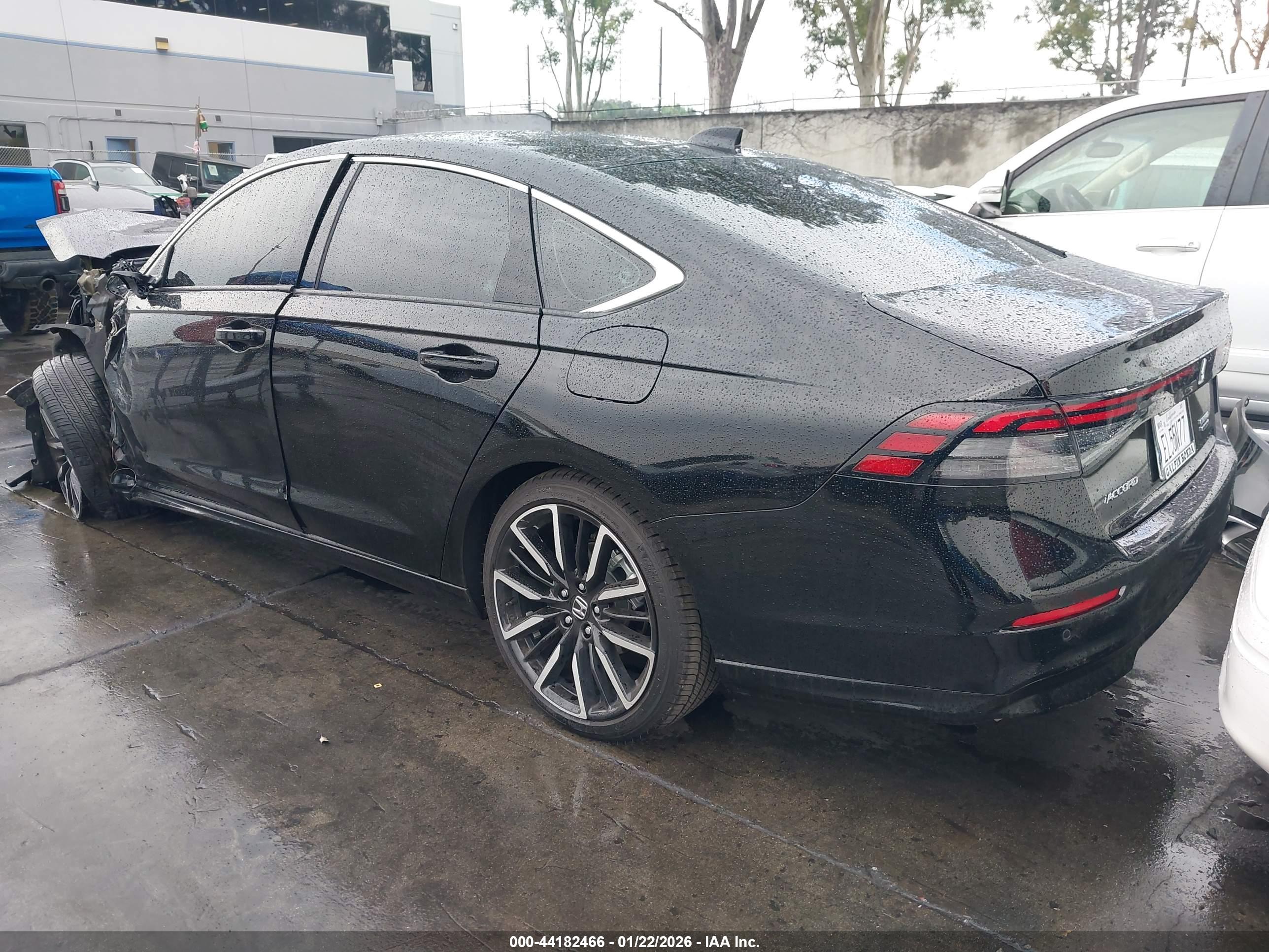 HONDA ACCORD image 3