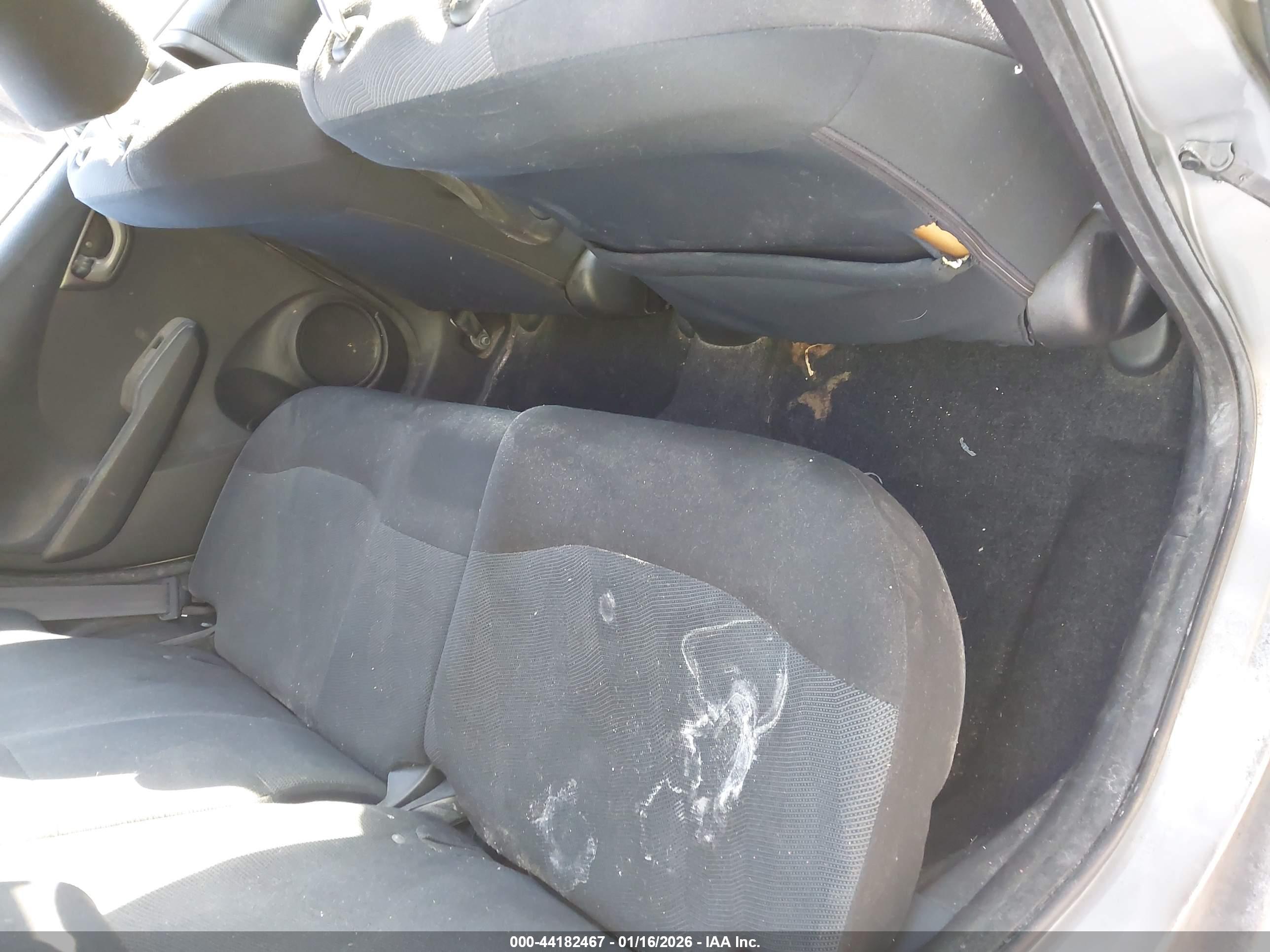 HONDA FIT image 8
