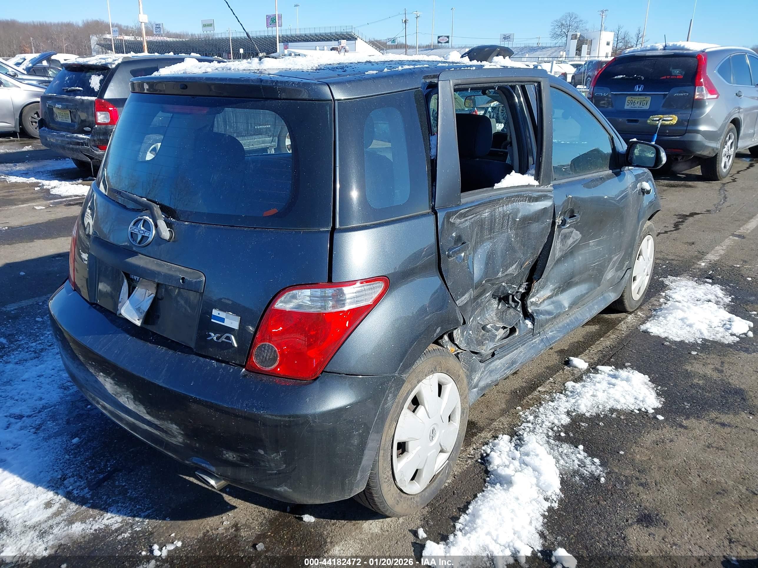 SCION XA image 4
