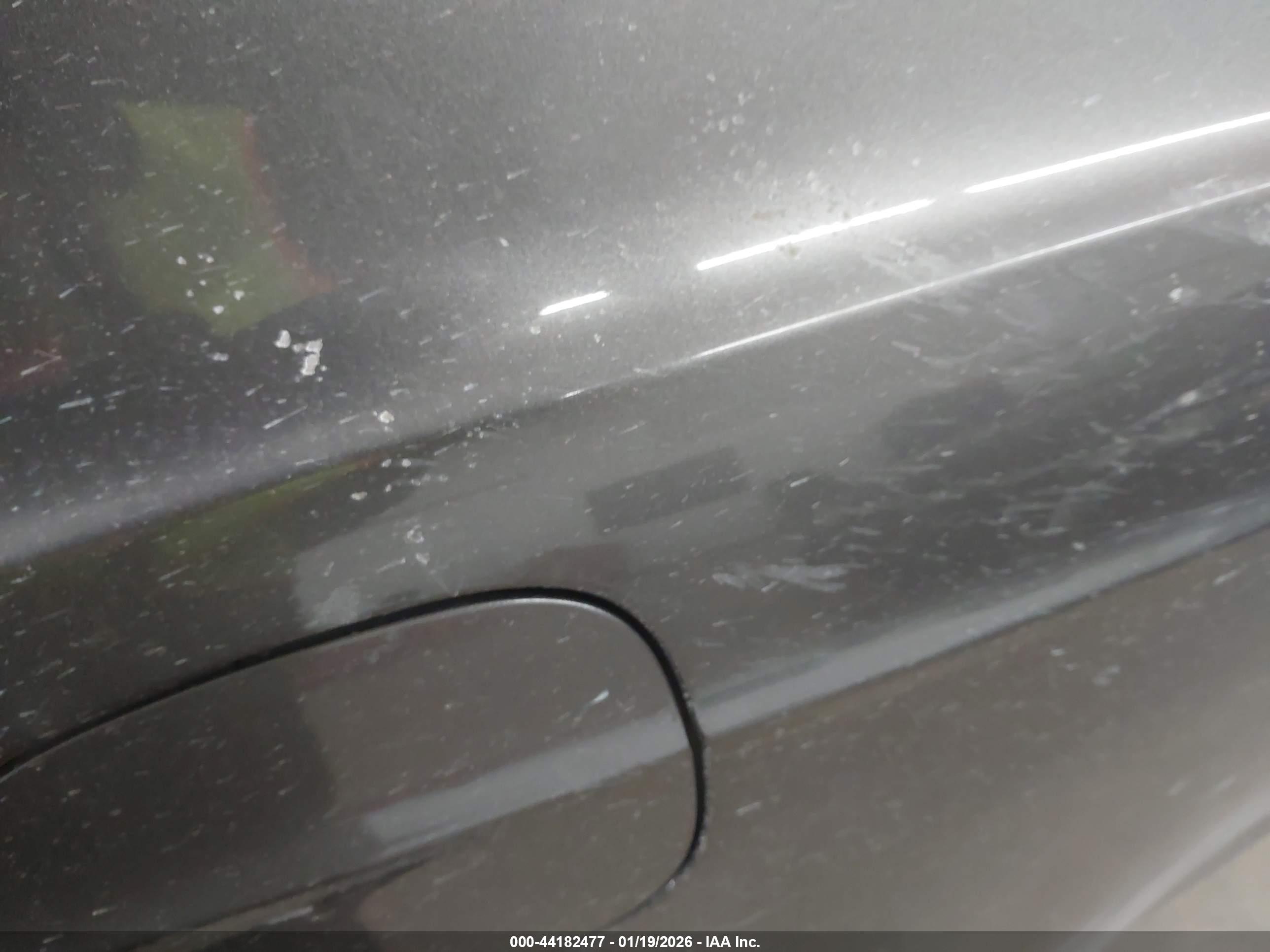FORD FUSION image 6