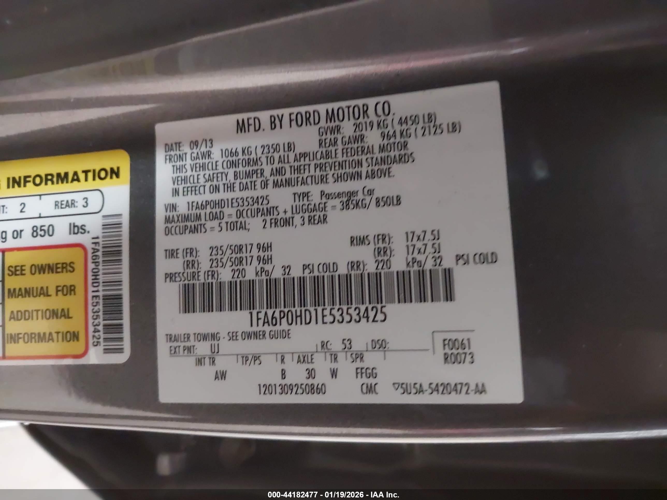 FORD FUSION image 9