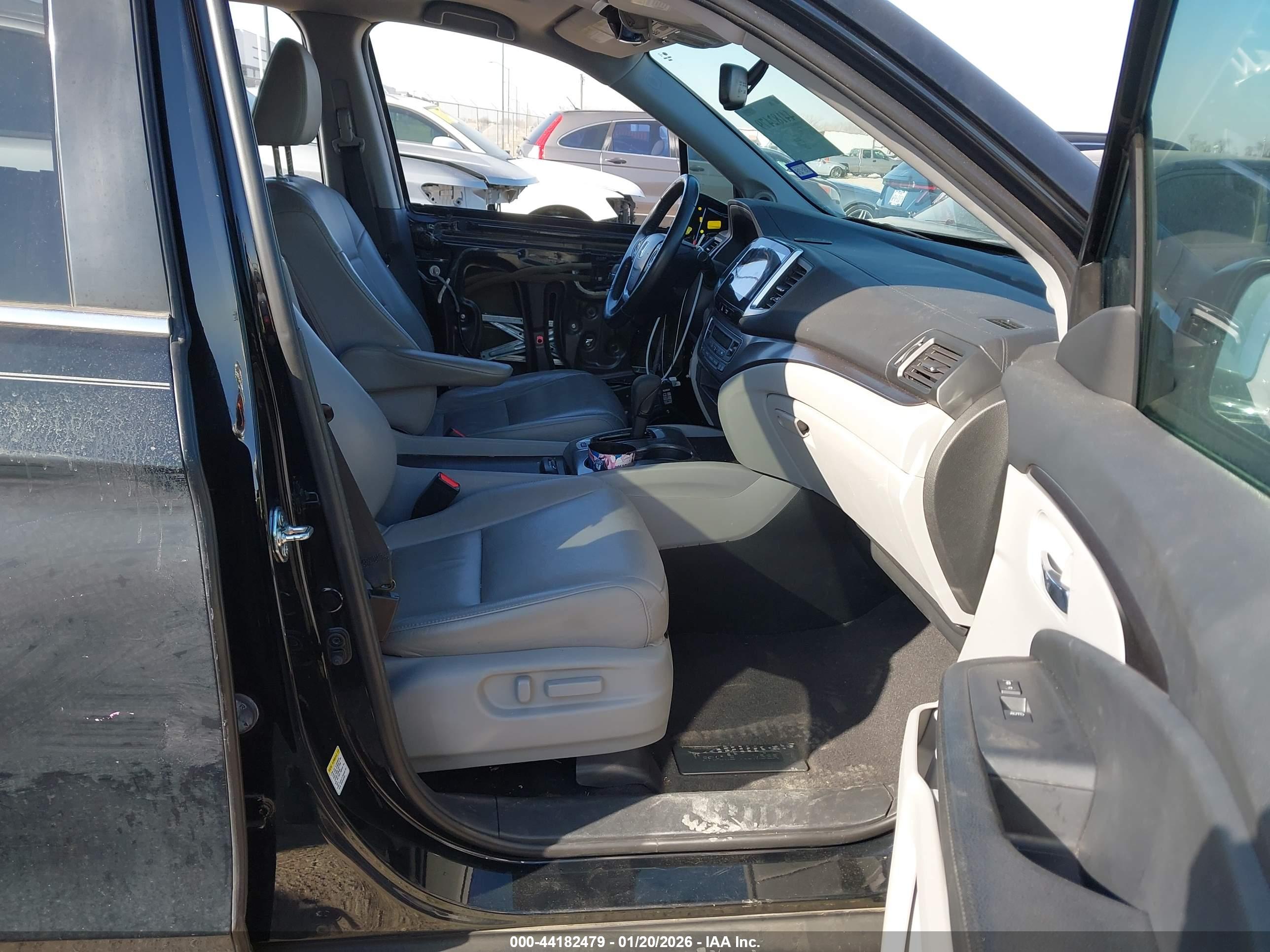 HONDA PILOT image 5