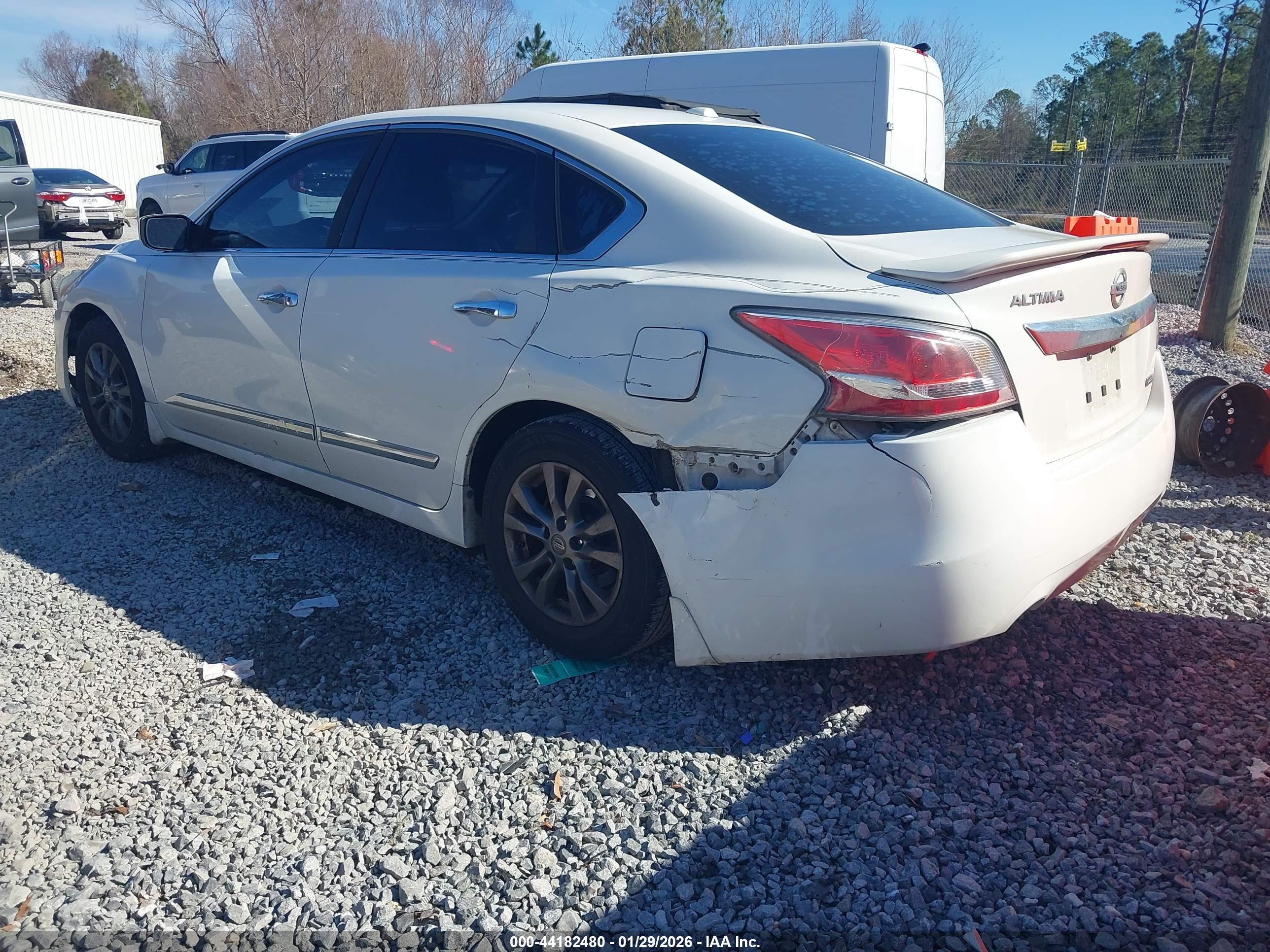 NISSAN ALTIMA image 3
