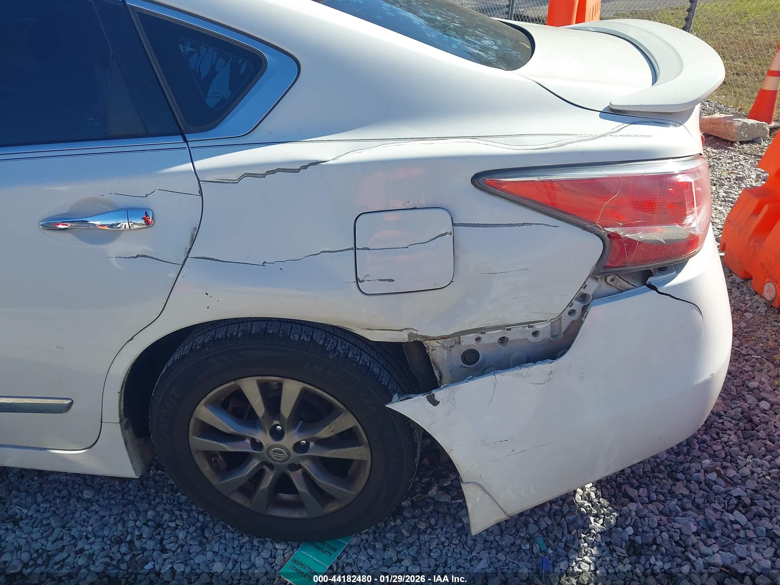NISSAN ALTIMA image 6