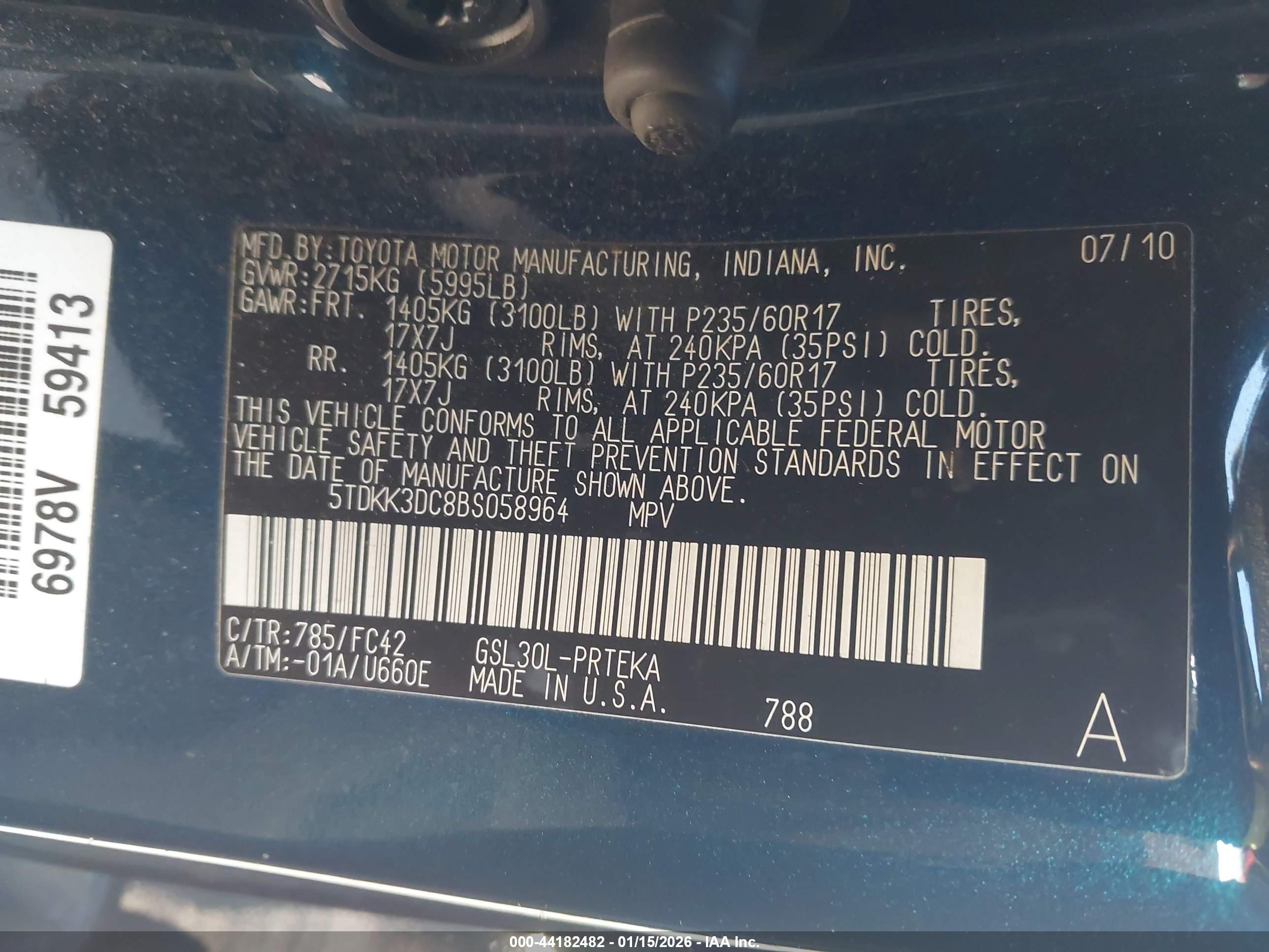 TOYOTA SIENNA image 9