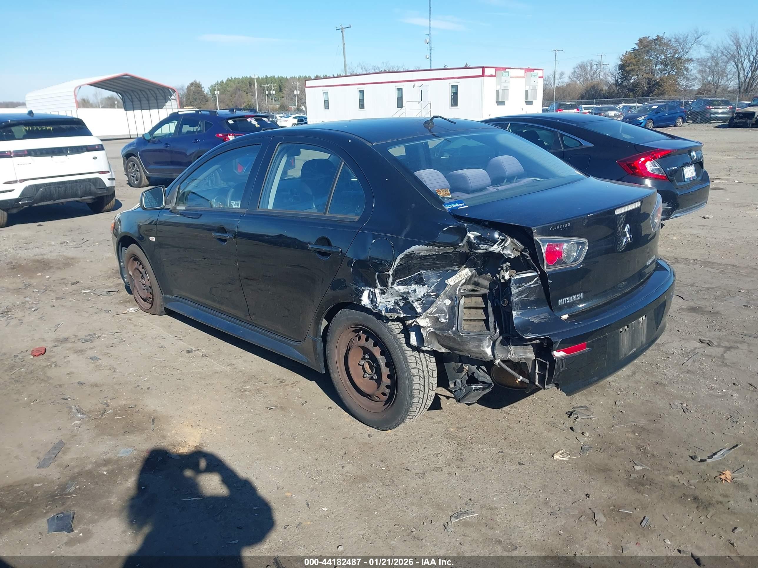 MITSUBISHI LANCER image 3
