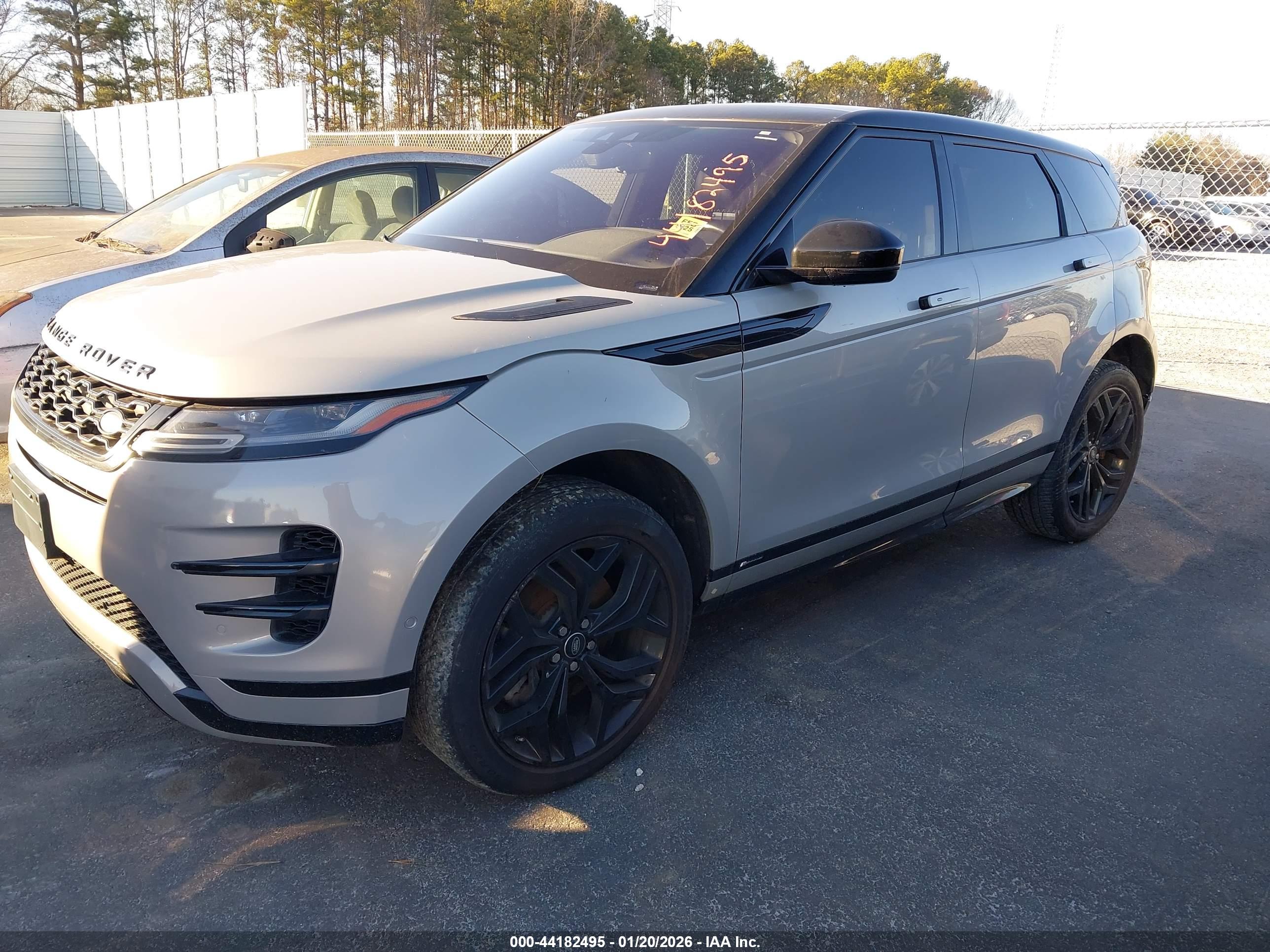 LAND ROVER image 2