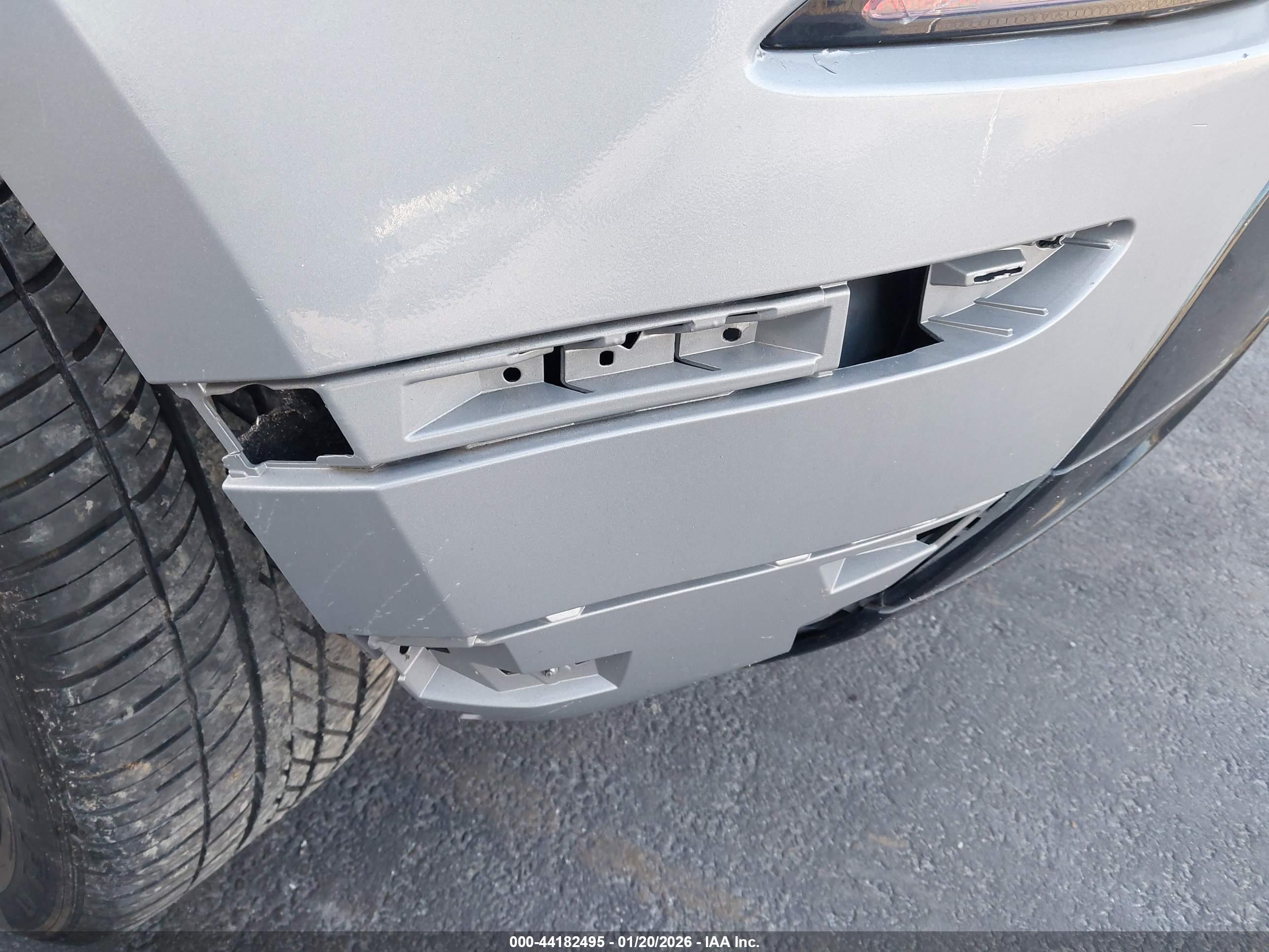 LAND ROVER image 6