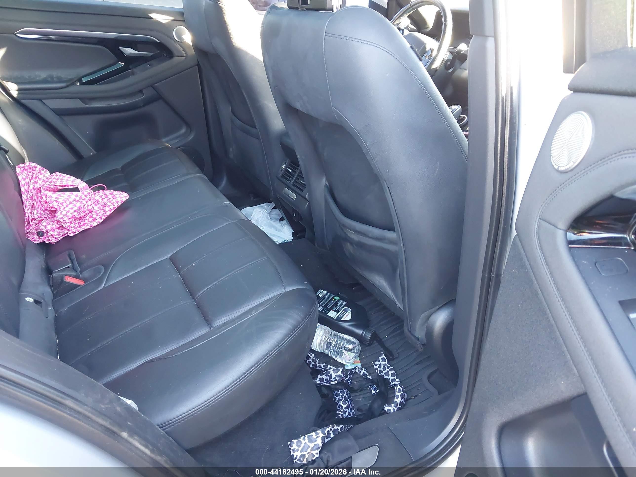 LAND ROVER image 8