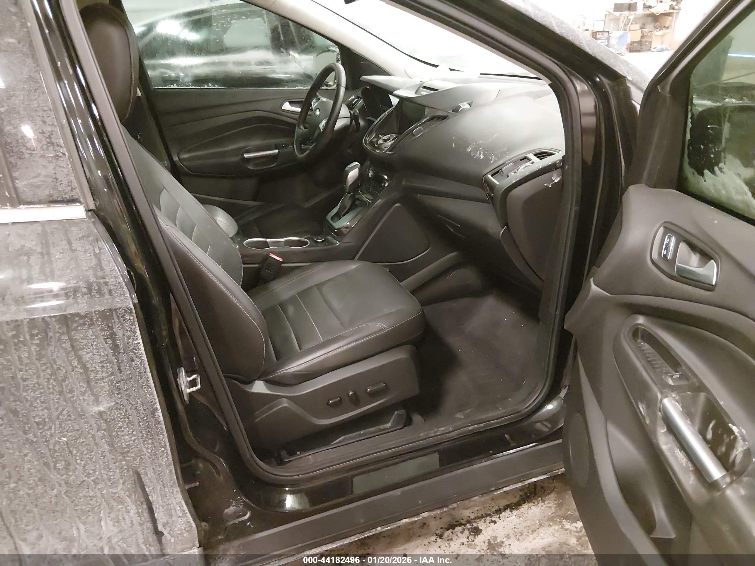 FORD ESCAPE image 5