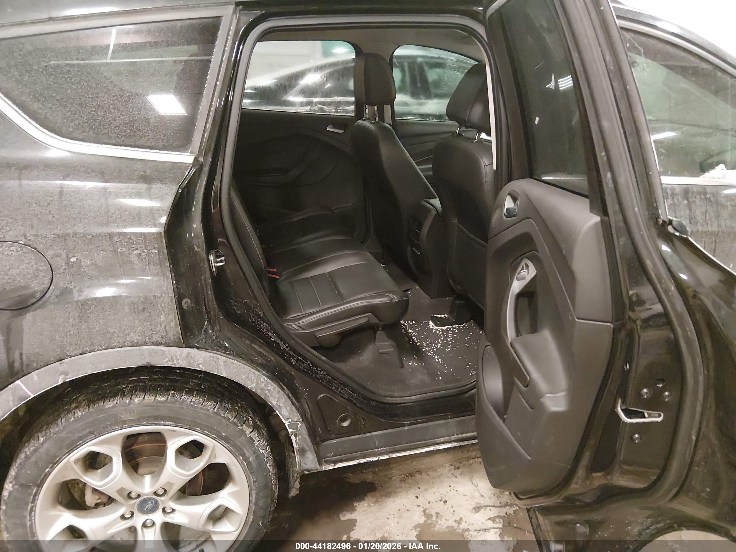 FORD ESCAPE image 8