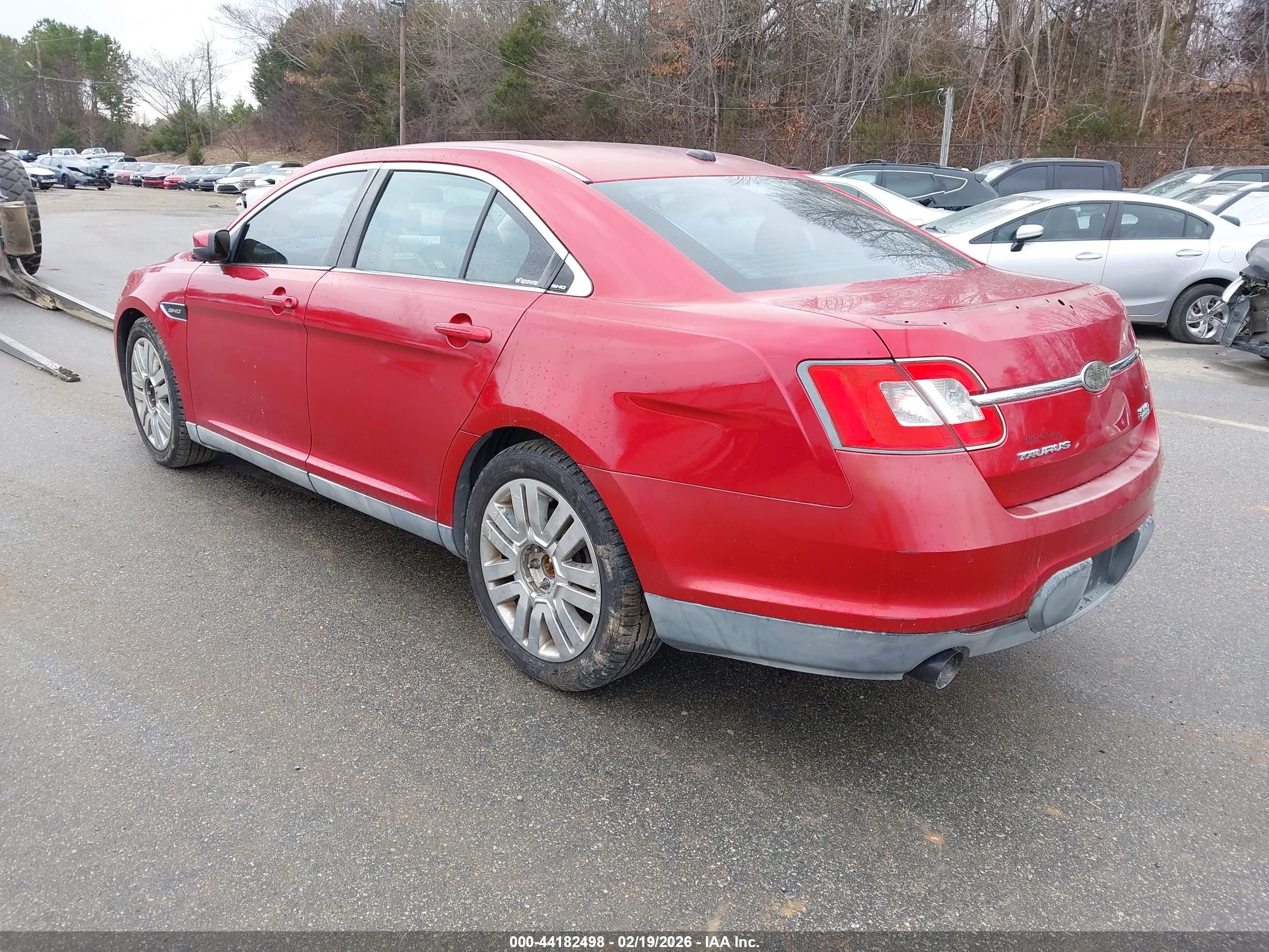 FORD TAURUS image 3