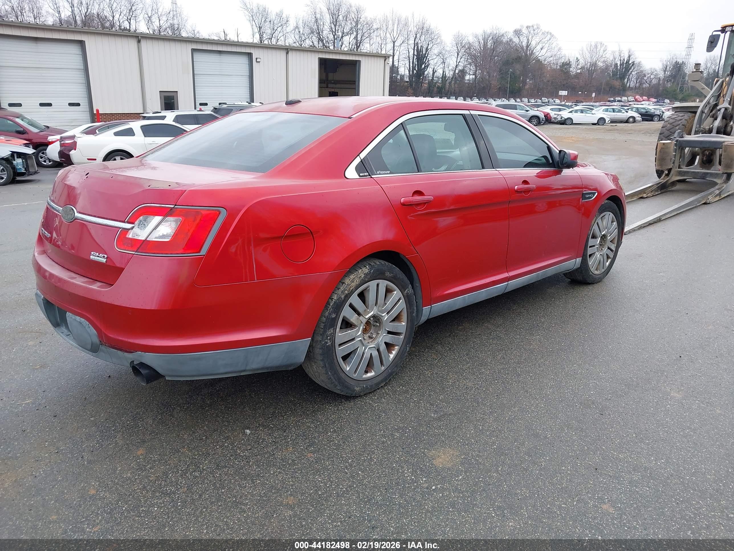 FORD TAURUS image 4