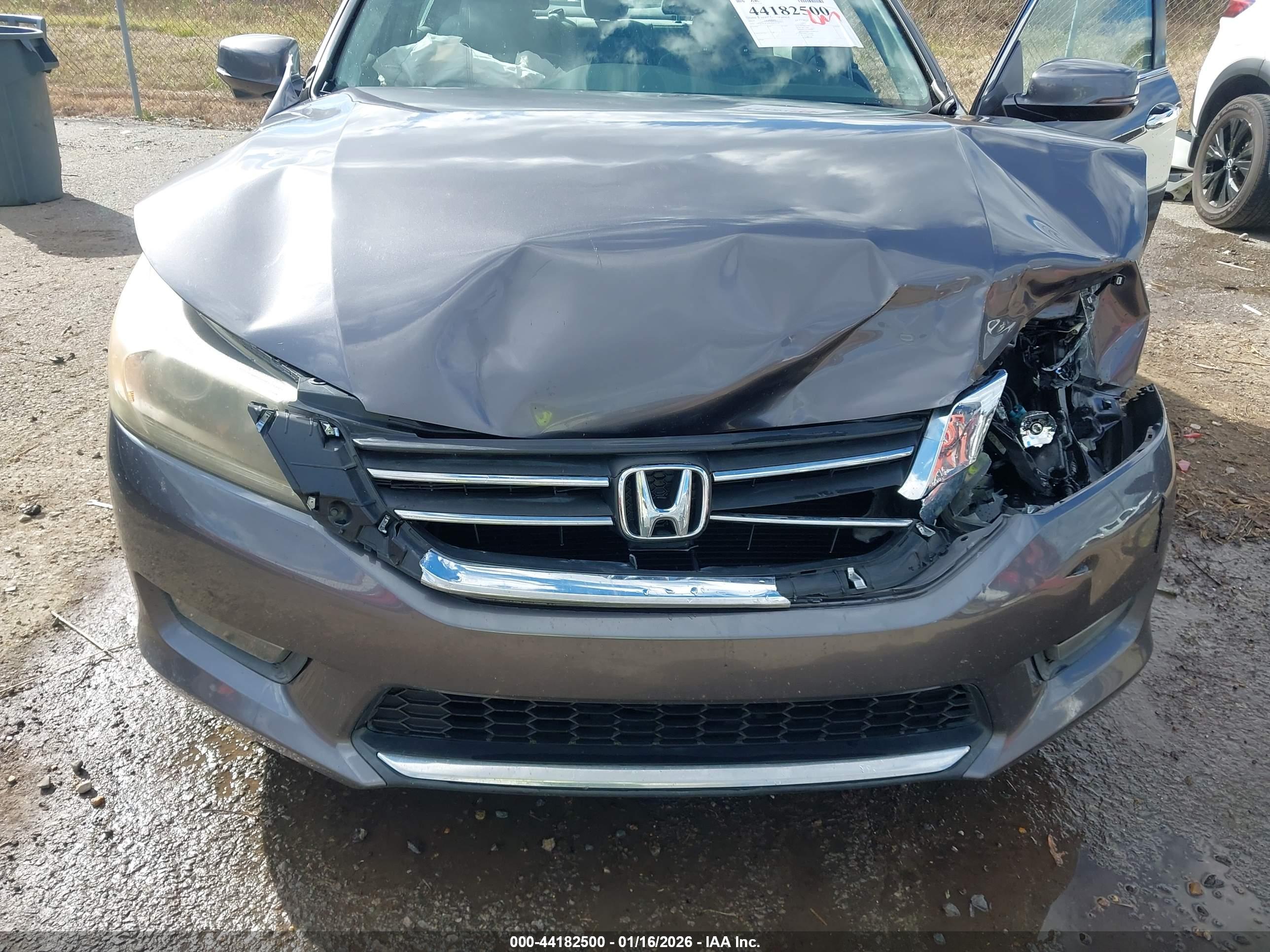 HONDA ACCORD image 10