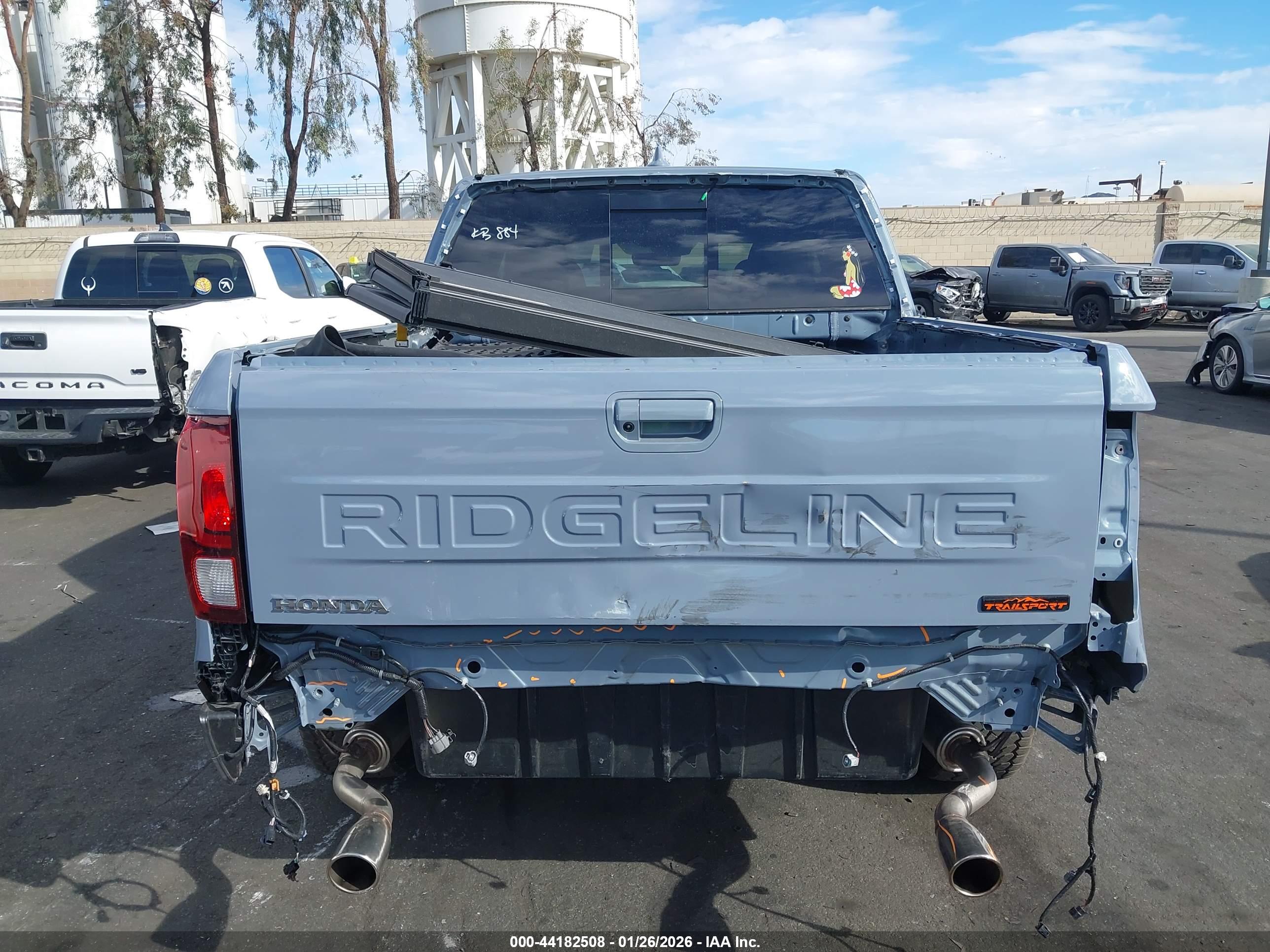 HONDA RIDGELINE image 6
