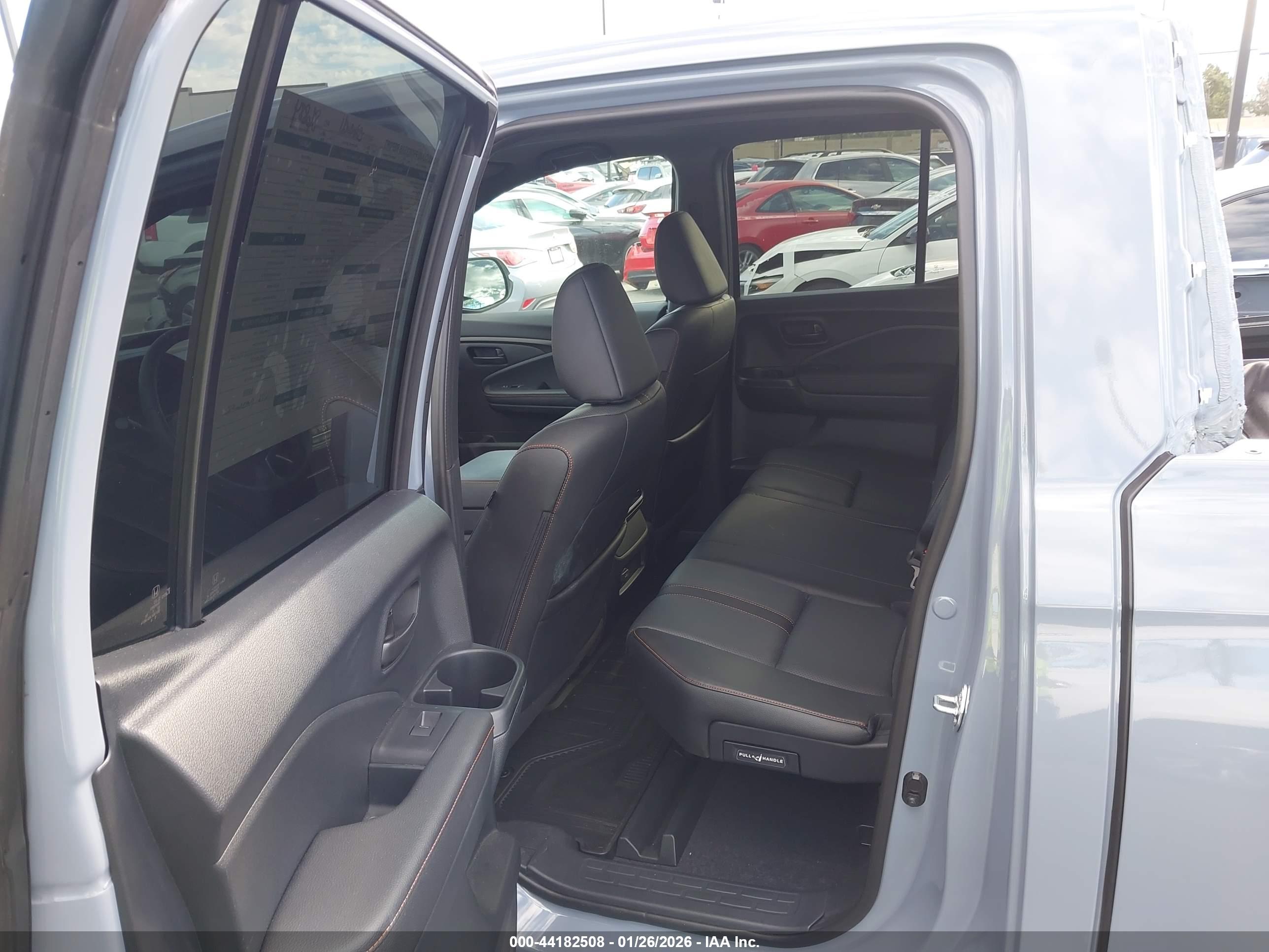 HONDA RIDGELINE image 8