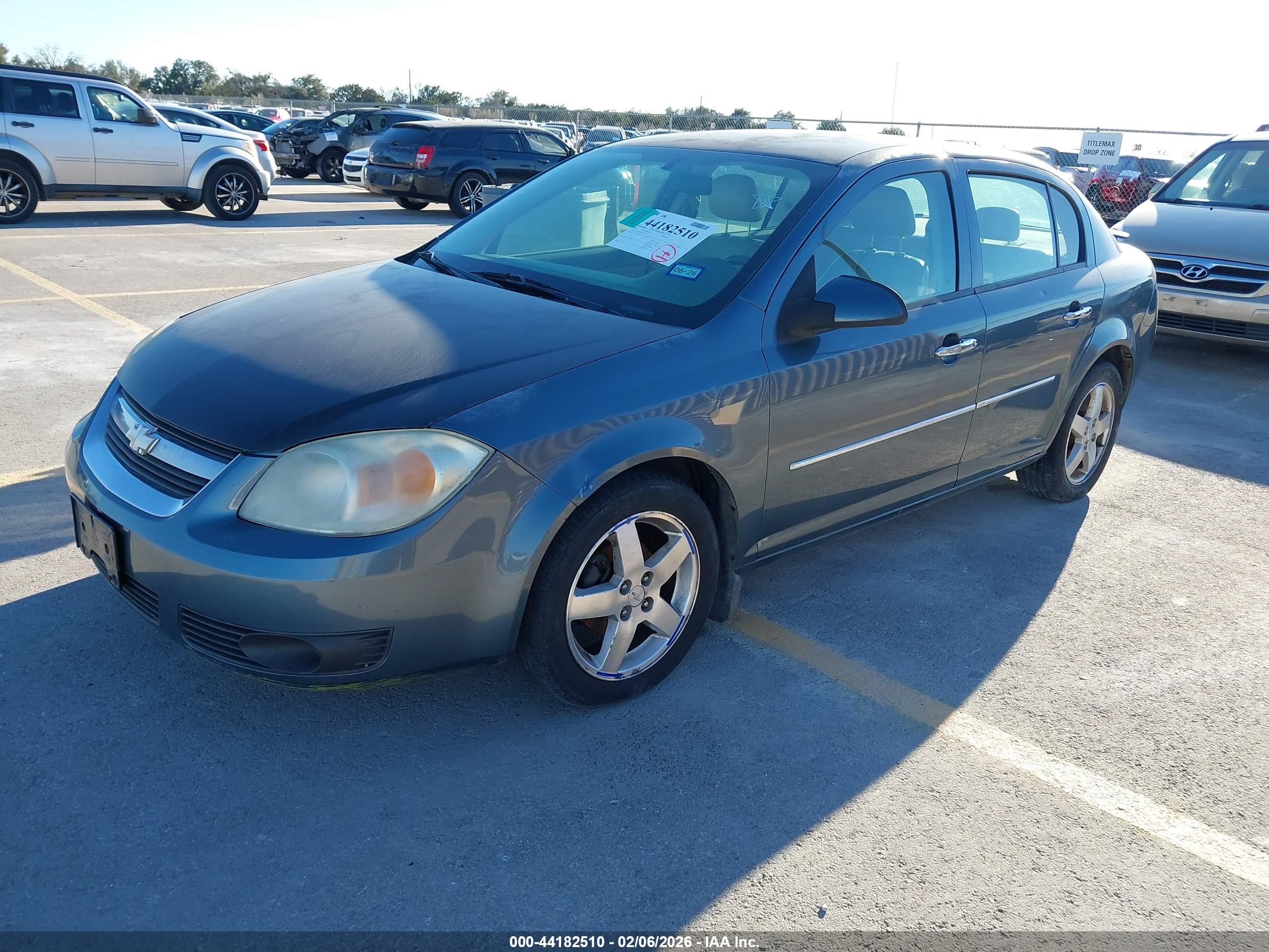 CHEVROLET COBALT image 2